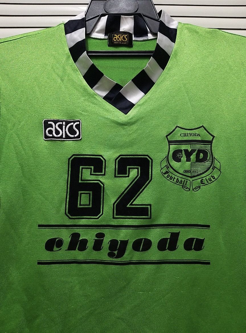 Asics RARE🔥VINTAGE 90'S ASICS CHIYODA FC JAPANESE CLUB #62 JERSEY Size US M / EU 48-50 / 2 - 3 Thumbnail