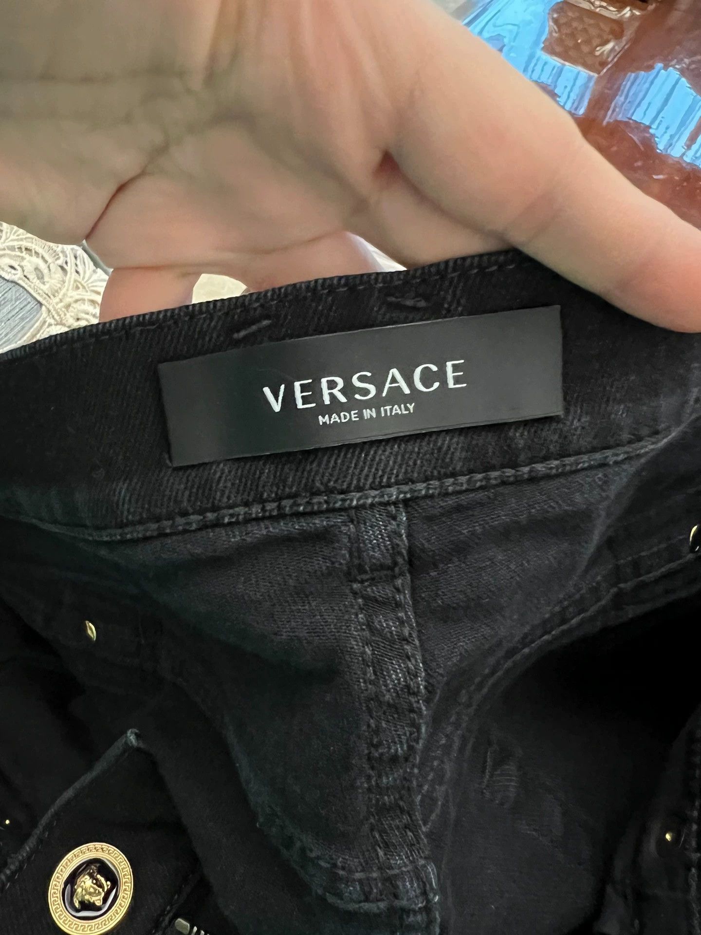 Versace Versace New 32 Jeans Knee Rip Gold Medusa Bk Head Size US 32 / EU 48 - 8 Thumbnail