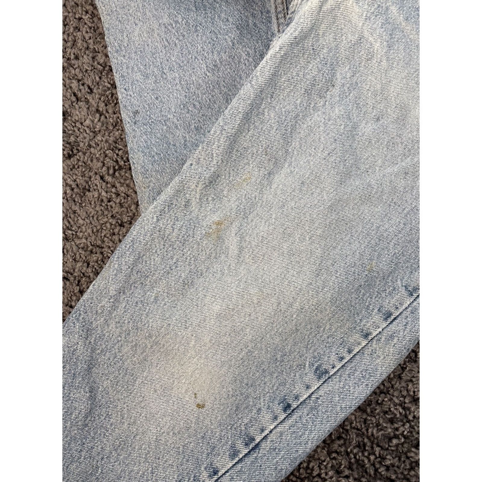 Levi's Levi's 550 Jeans Men 33x30 Relaxed Light Wash Wide Distressed Baggy 90s Jeans denim blue 550 Mens Regular Leather? Size US 33 - 5 Thumbnail