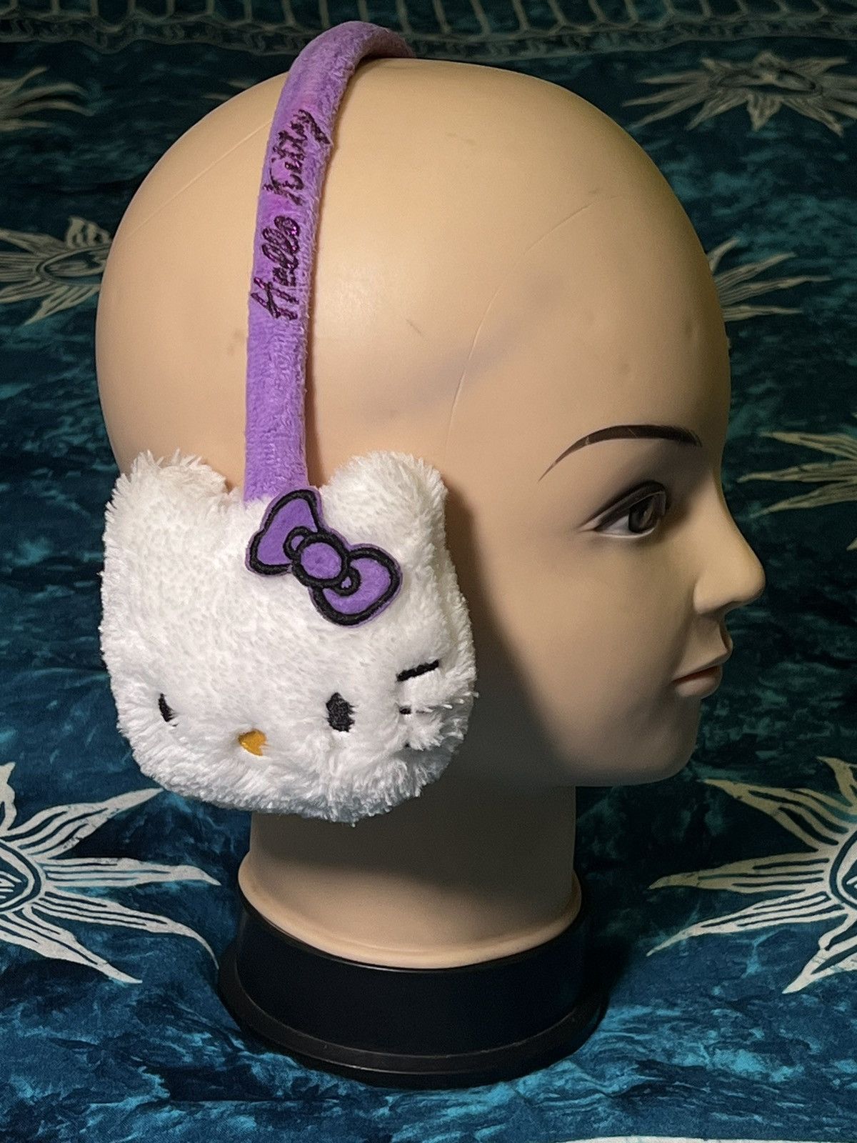 Japanese Brand Y2k Hello Kitty Earmuffs Hat Cat Big Logo Size ONE SIZE - 6 Thumbnail