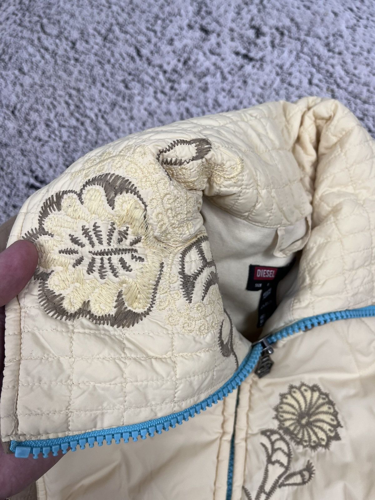 Diesel Diesel Y2K Quilted Puffer Jacket Floral Embroidery Nylon Size S / US 4 / IT 40 - 10 Thumbnail
