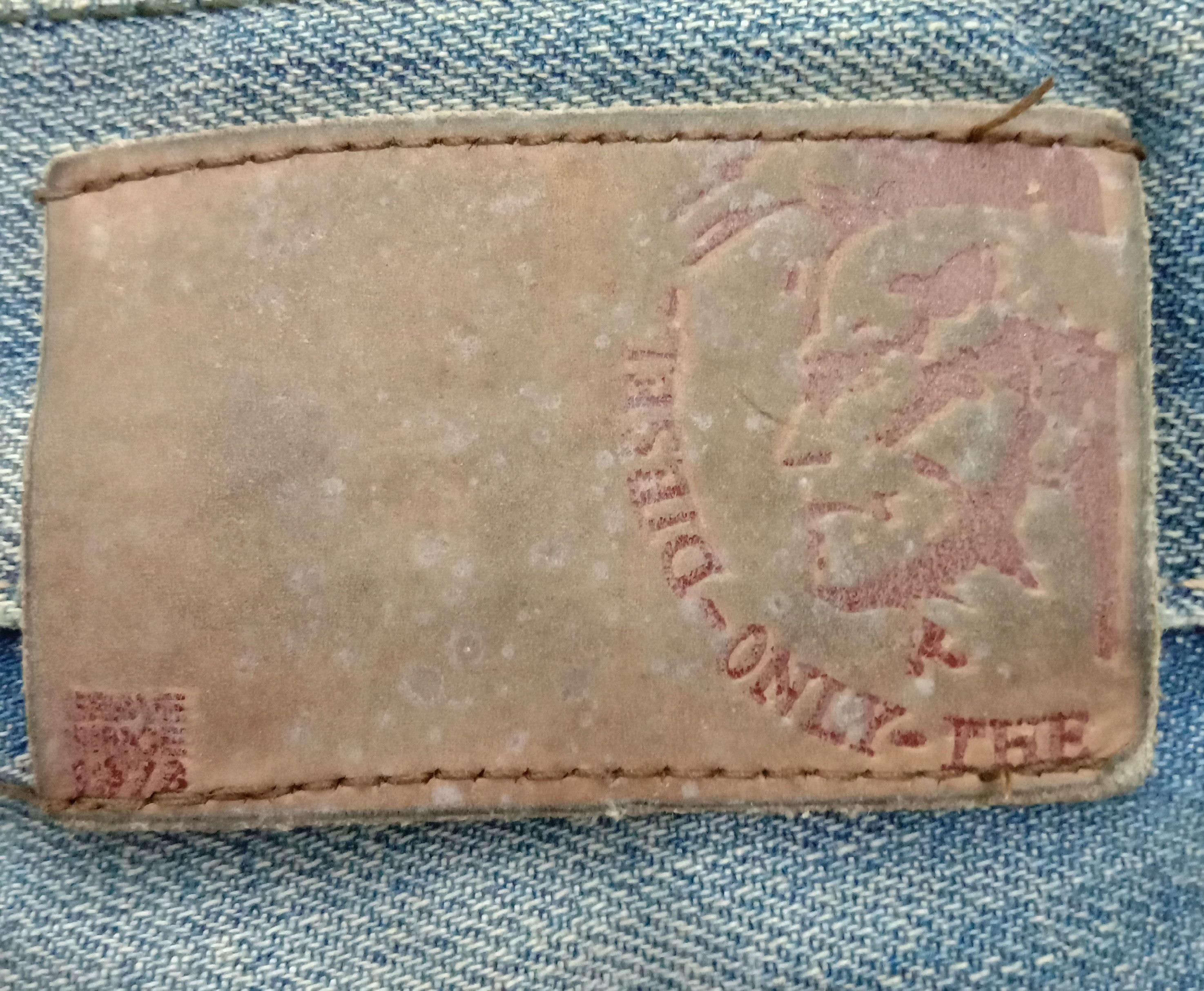 Diesel Vintage Diesel Industry Blue Wash Straight Cut Jeans Size US 34 / EU 50 - 14 Thumbnail