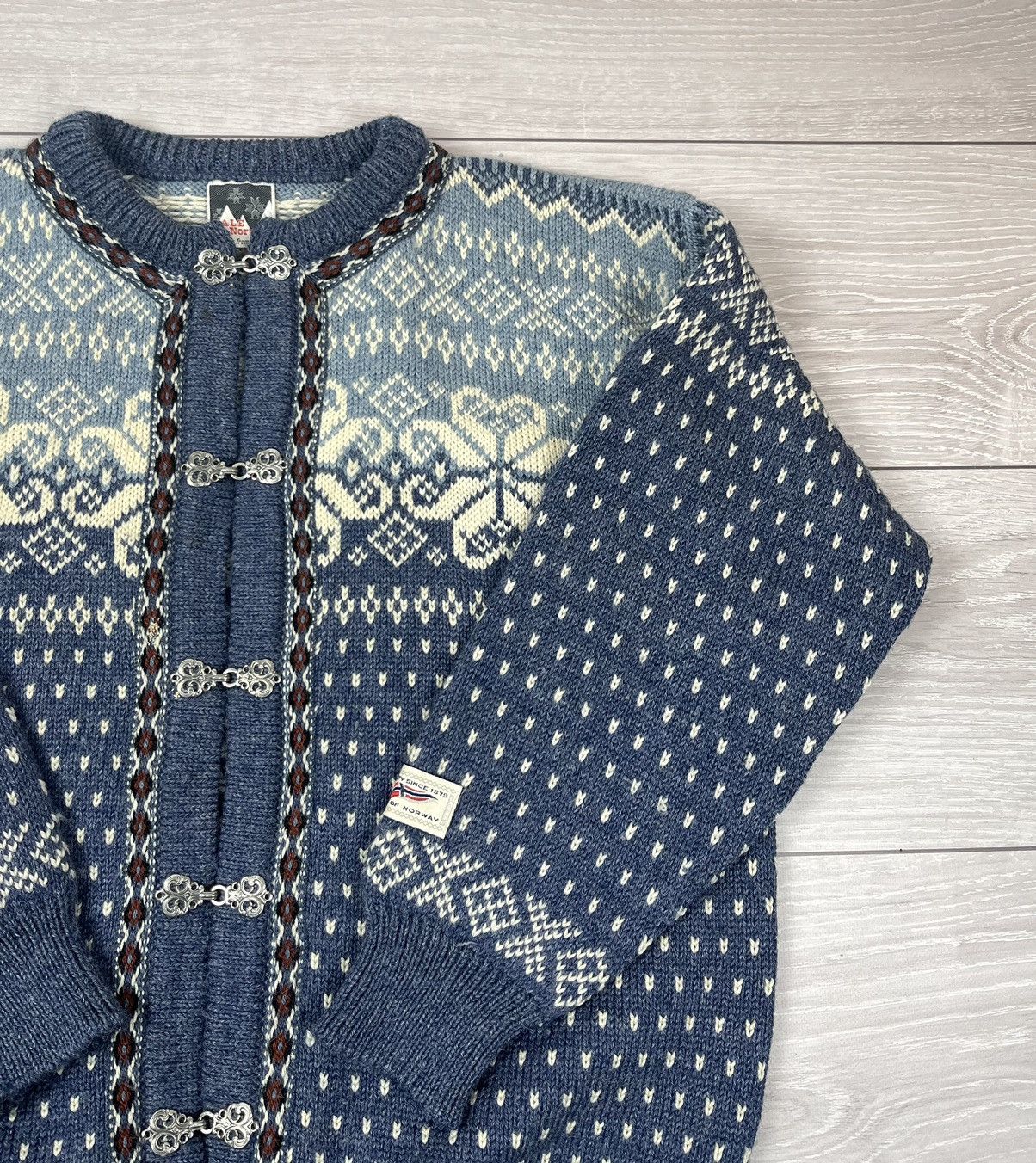 Dale Of Norway Dale Of Norway Vintage Wool Cable Knit Buckle Sweater XL Size US XL / EU 56 / 4 - 6 Thumbnail