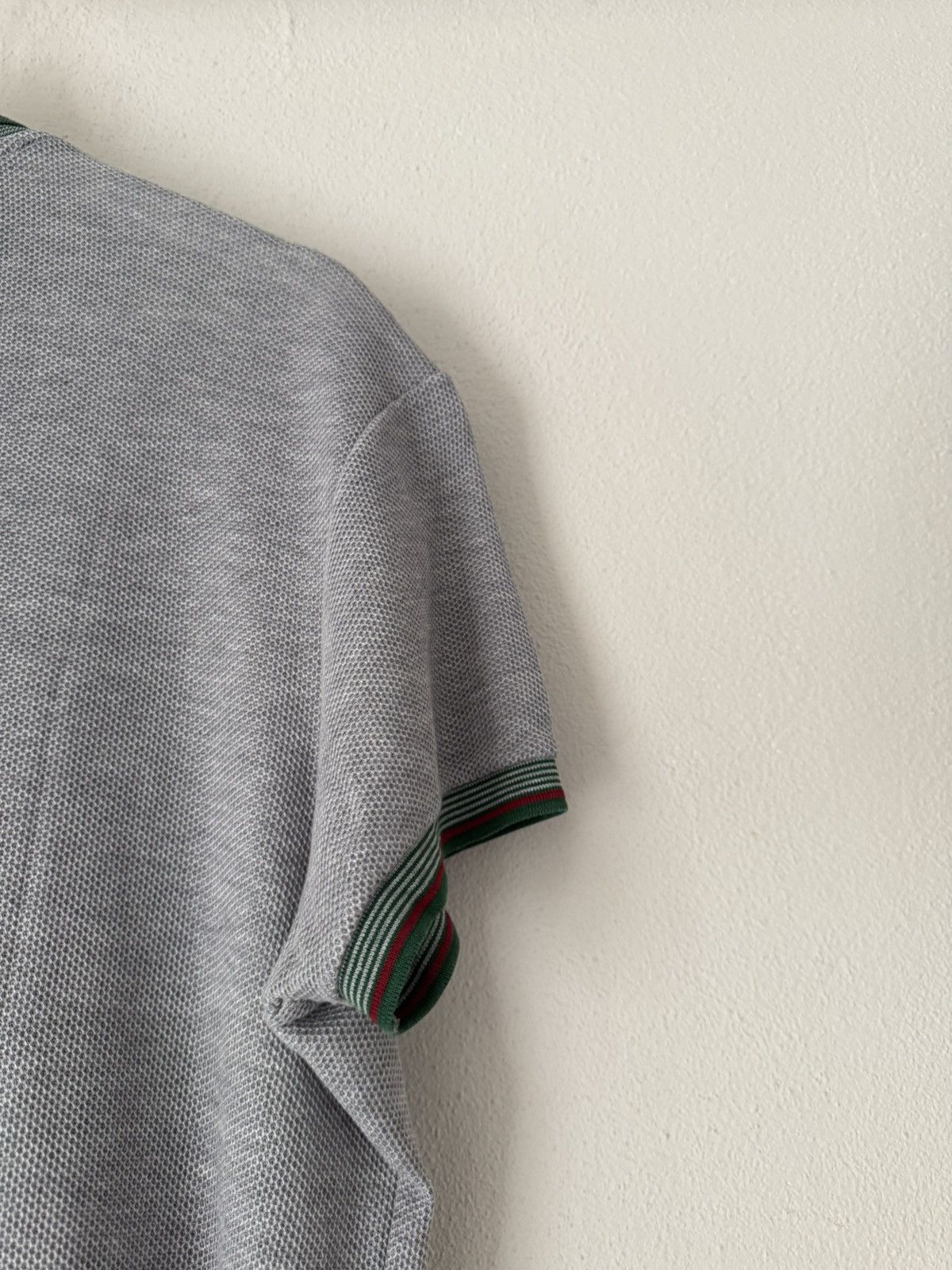 Gucci Grey Polo with Web Stripe Trim Size US L / EU 52-54 / 3 - 8 Thumbnail