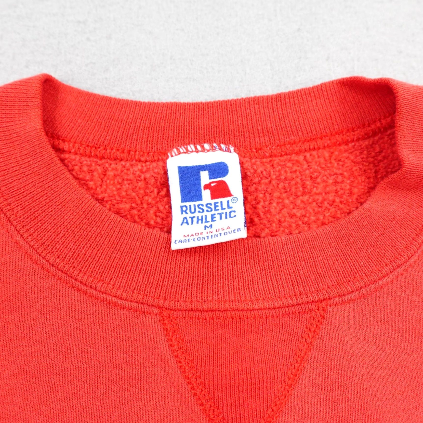 Russell Athletic VINTAGE Russell Athletic Sweatshirt M Red 90s Concours of Elegance Logo Graphic Print Mens Shirt Pullover Fabric Cotton Polyester Fleece Size US M / EU 48-50 / 2 - 5 Thumbnail