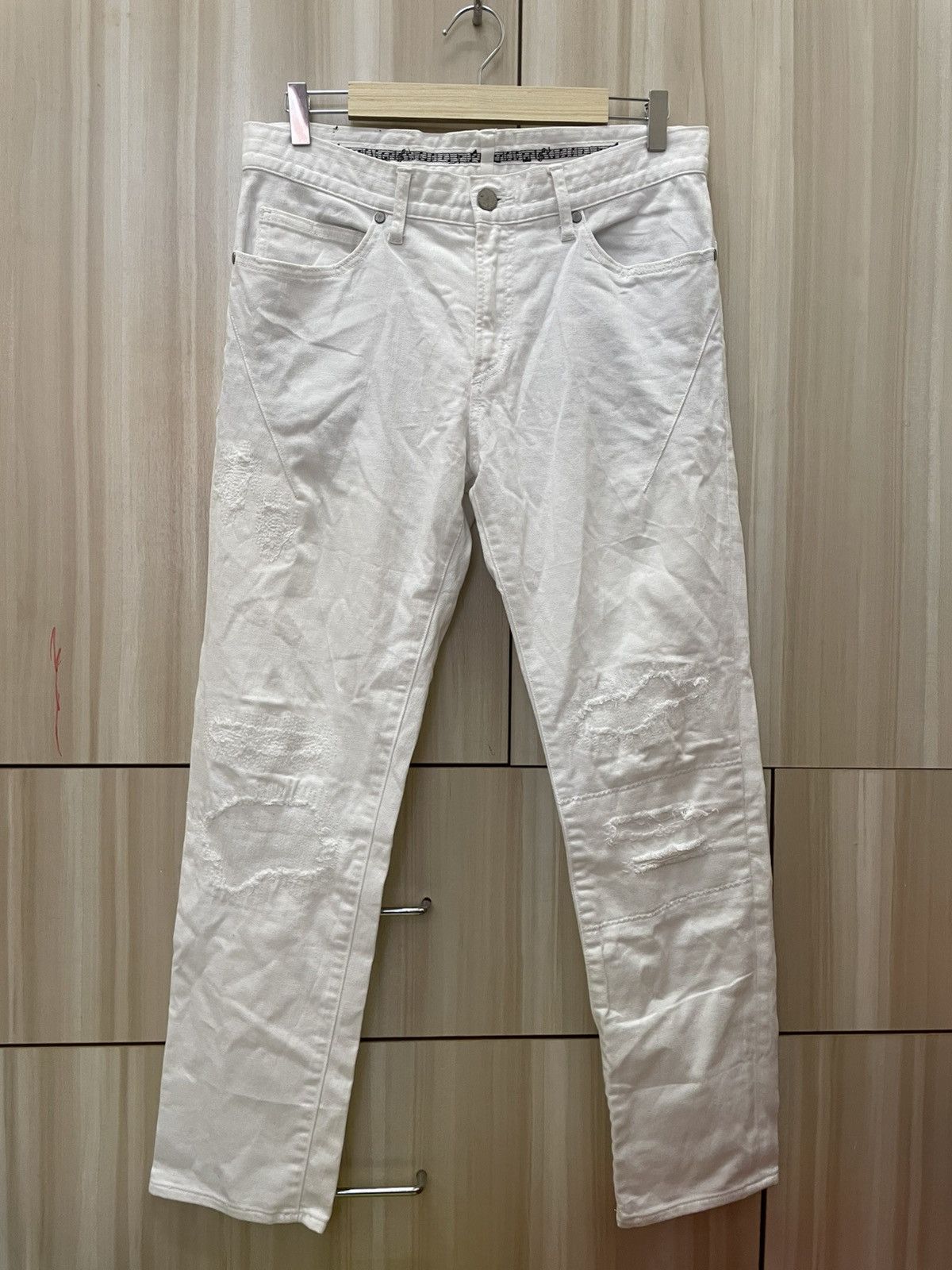 Number (N)ine Number Nine x Loveless Guild Prime White Distressed Jeans Size US 33 - 1 Thumbnail