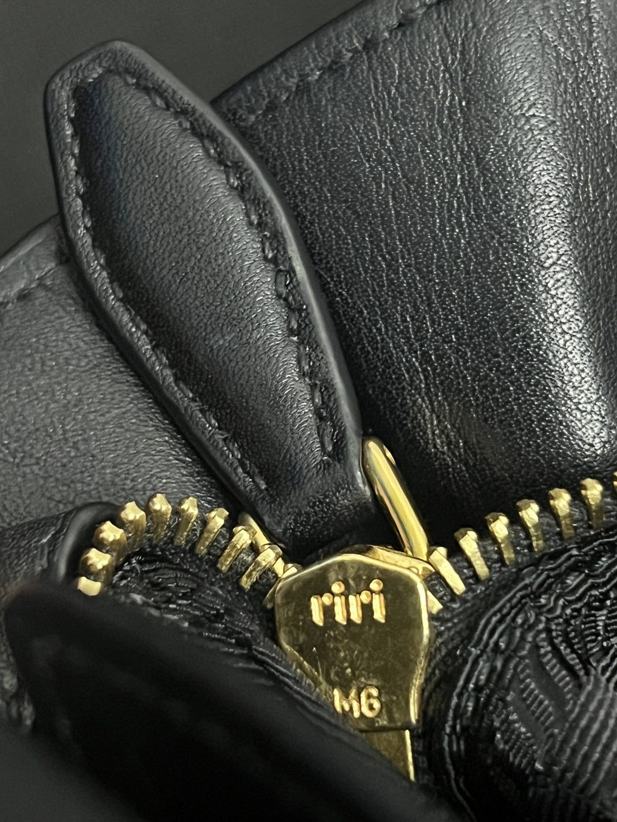 Prada VINTAGE PRADA 2 WAY BAG Size ONE SIZE - 22 Thumbnail