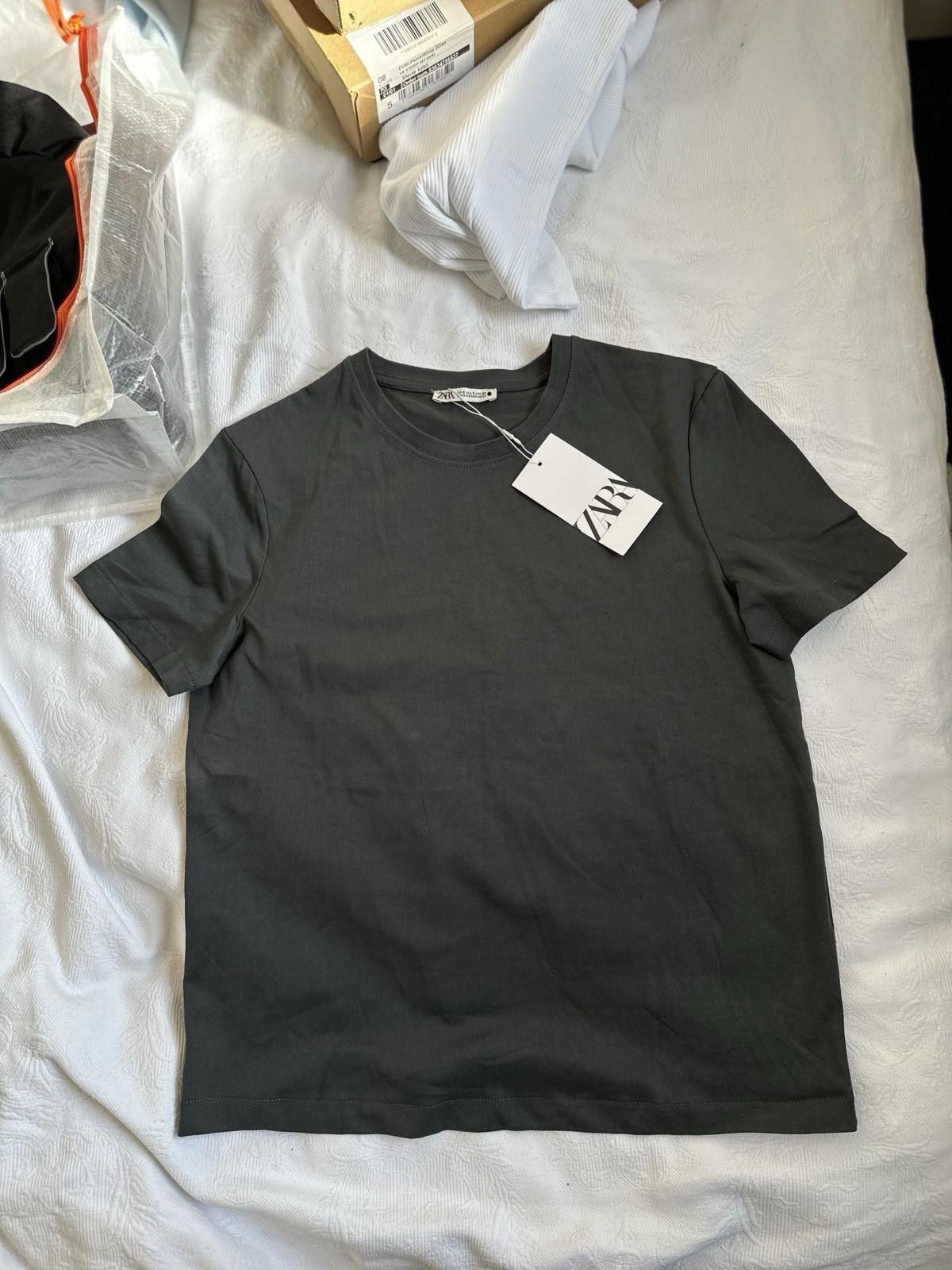 Zara ZARA Grey T-shirt Size S / US 4 / IT 40 - 1 Thumbnail