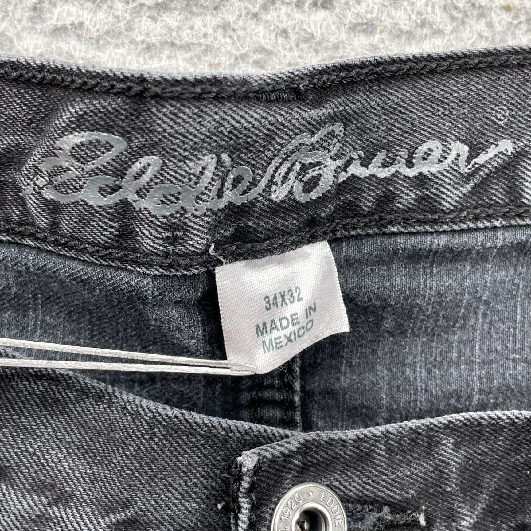 Eddie Bauer VINTAGE Eddie Bauer Jeans Mens 34x30 Black USA Classic Straight 90s Workwear Y2K Rodeo Mens Size US 34 / EU 50 - 7 Thumbnail