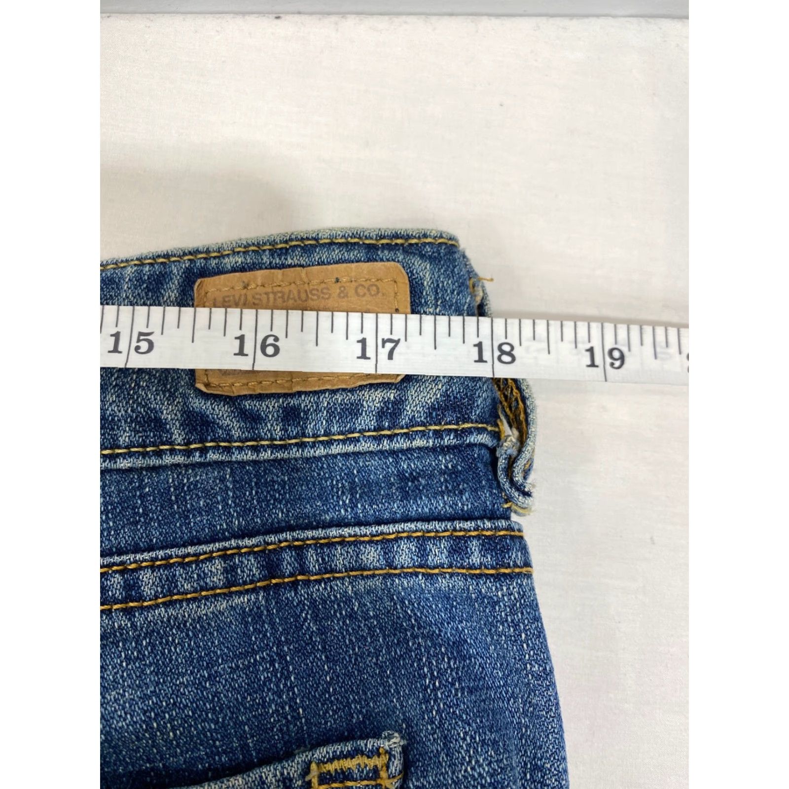Levi's Levis 526 Jeans Womens Bootcut 526 Series Denim Blue 5-Pocket Stretch Size 12 Regular Full Length Inseam 31 in Size 34" / US 12 / IT 48 - 7 Thumbnail