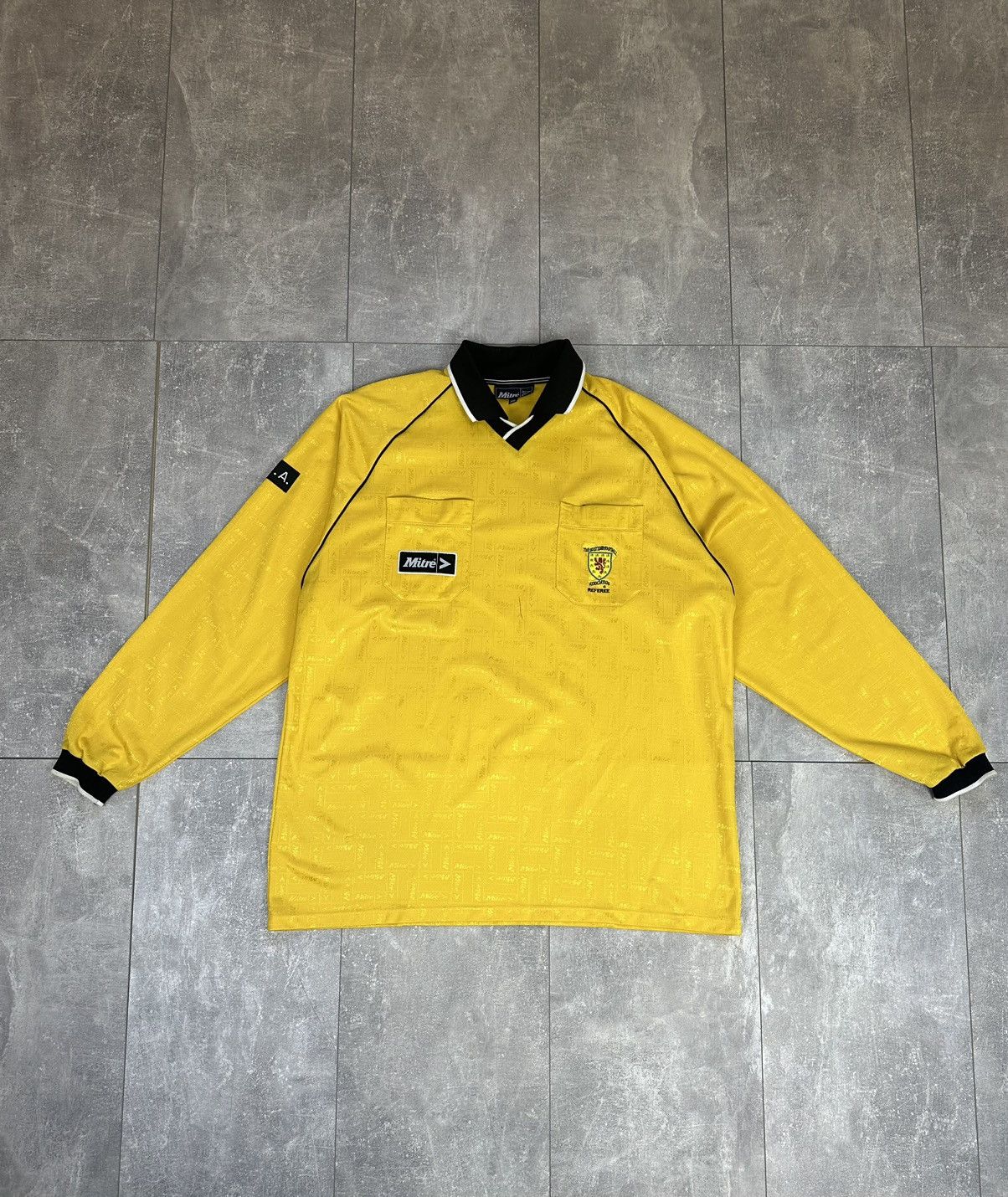 Vintage Mitre vintage rare soccer referee Scottish football | Grailed