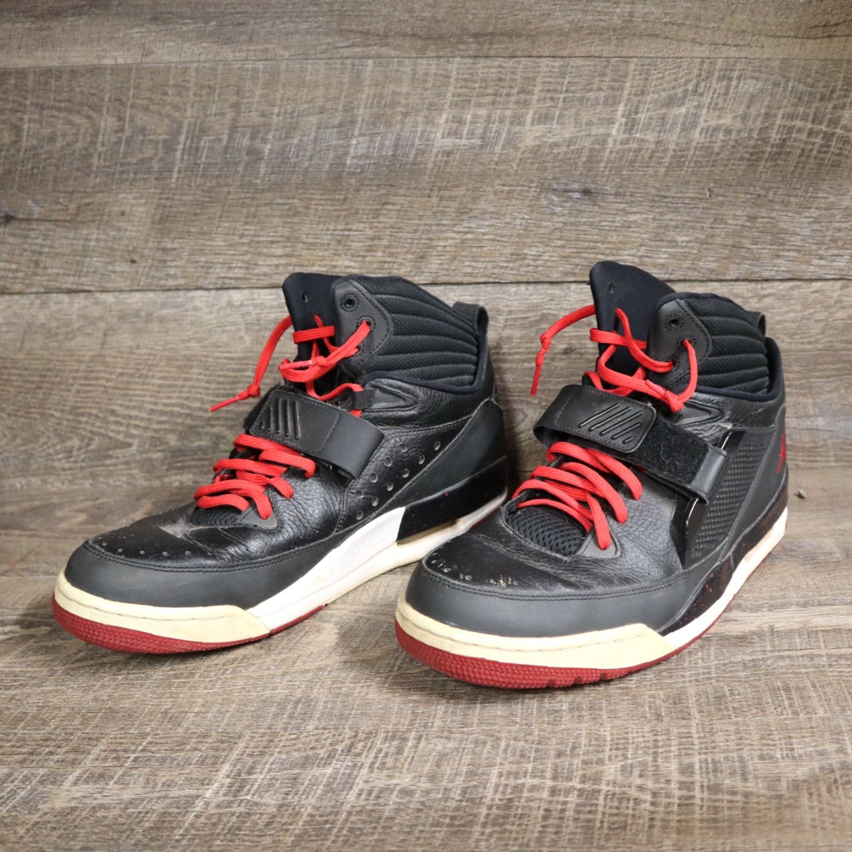 Nike Nike Air Jordan Flight 97 Sneaker Men 12 Black White Athletic Shoes 654265-001 Basketball Shoes 2014 Nike Mens Shoes Size US 13 / EU 46 - 2 Thumbnail