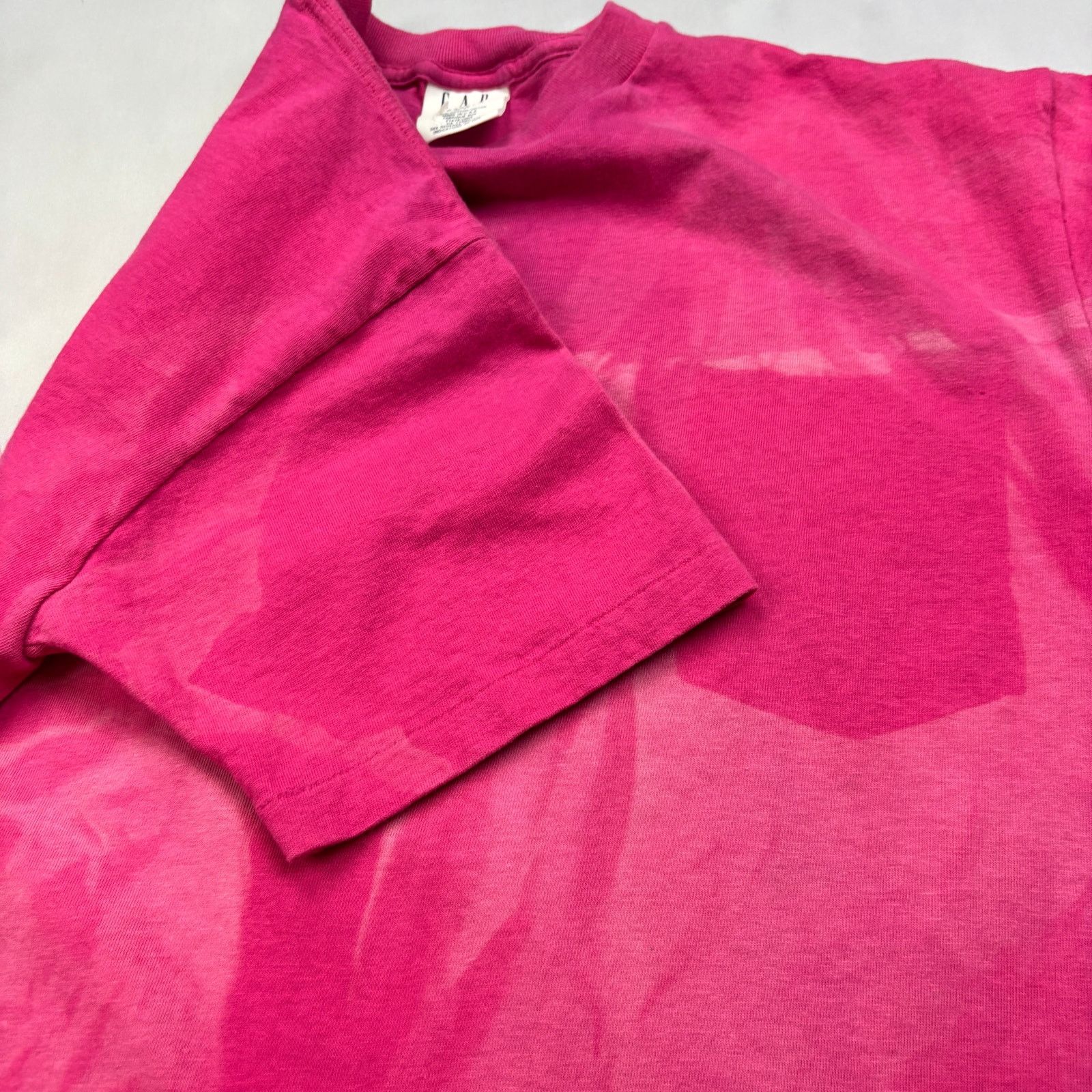 Gap Vintage 90s Gap Pocket T Shirt Pink Men's M Shadow Pocket Size US M / EU 48-50 / 2 - 5 Thumbnail