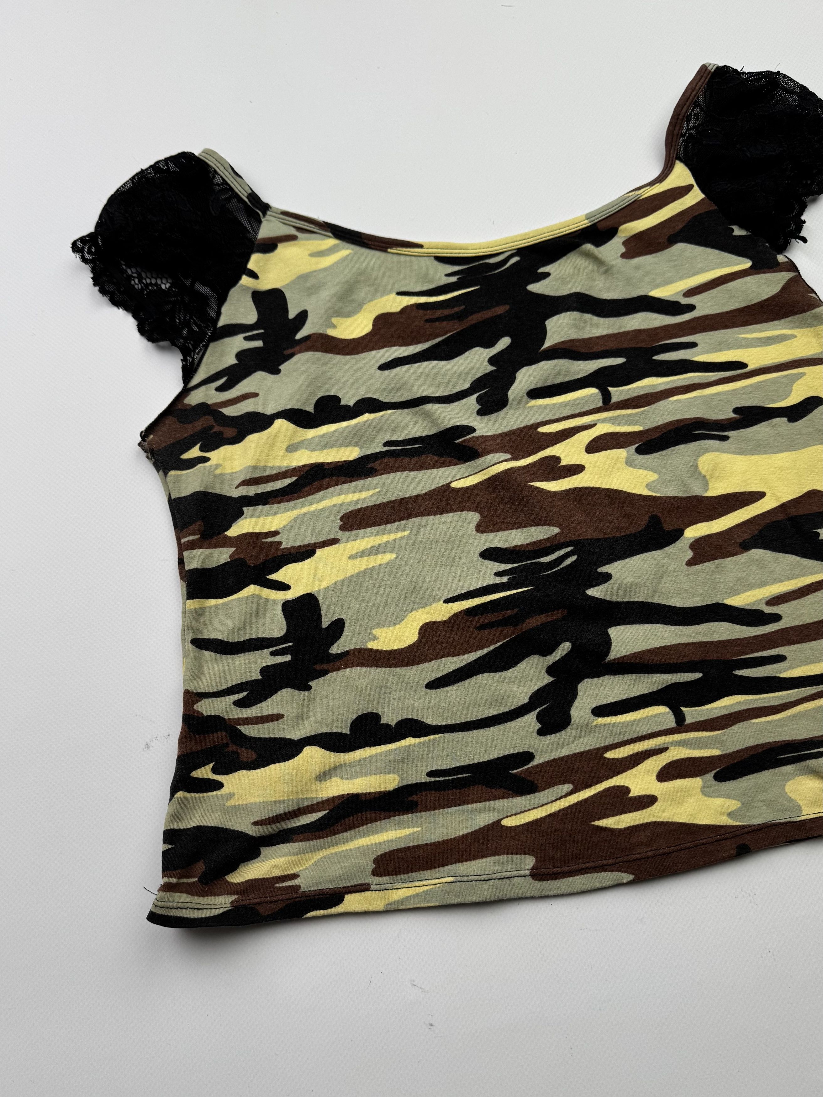 Japanese Brand Vintage Tank Top B550(V191)E2 Size S / US 4 / IT 40 - 6 Thumbnail