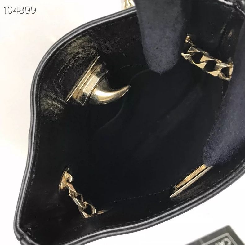 Givenchy Givenchy Chain Bag 067363D08 Black and Gold Overall Size ONE SIZE - 6 Thumbnail