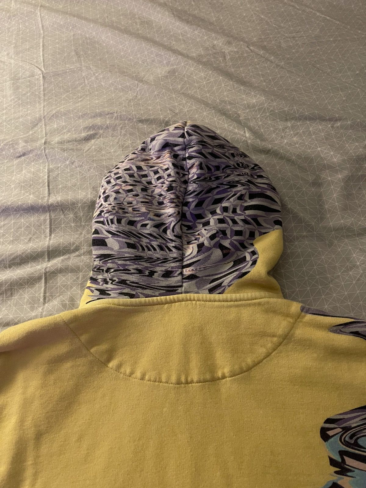 Dries Van Noten Dries Van Noten Oversize Sweatshirt Size Small Yellow Multi Size US S / EU 44-46 / 1 - 11 Thumbnail