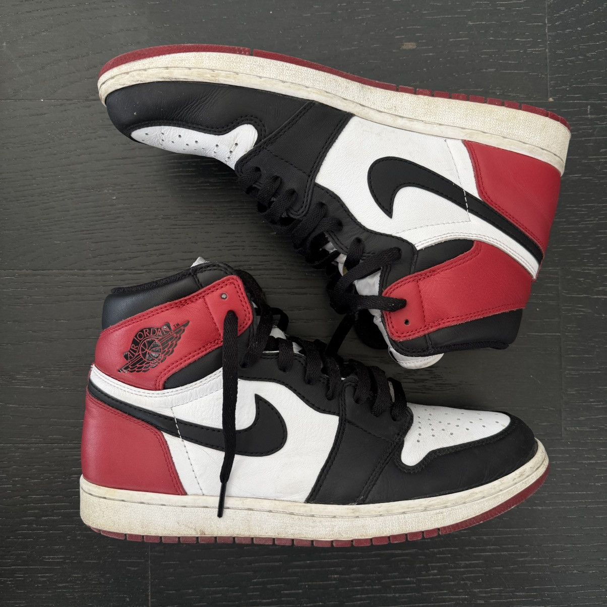 Jordan Brand 2016 Air Jordan 1 Retro High OG Black Toe Size US 10 / EU 43 - 1 Thumbnail
