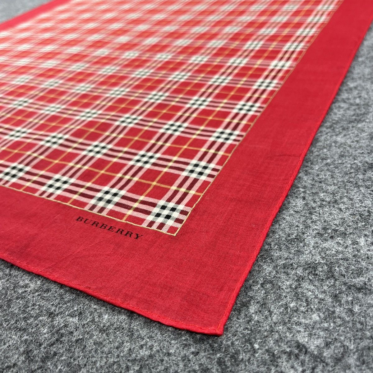 Vintage Burberry Handkerchief / Bandana / Neckerchief B1124 Size ONE SIZE - 4 Thumbnail