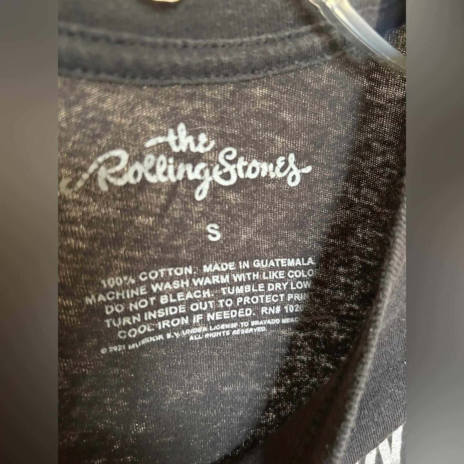 The Rolling Stones The Rolling Stones Black Tee with Red Tongue Graphic Size S / US 4 / IT 40 - 4 Thumbnail