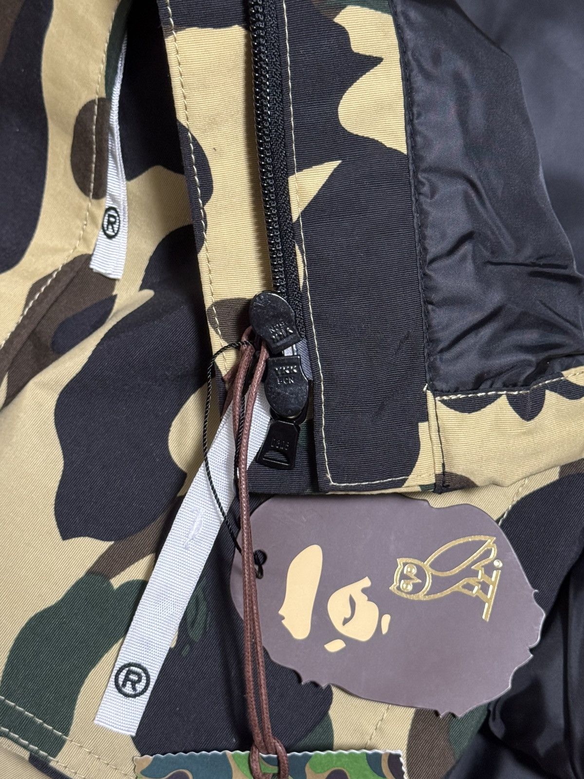 Bape × October's Very Own 🔥BAPE x OVO 1st Camo Mountain Windbreaker Jacket/Windrunner Size US L / EU 52-54 / 3 - 13 Thumbnail