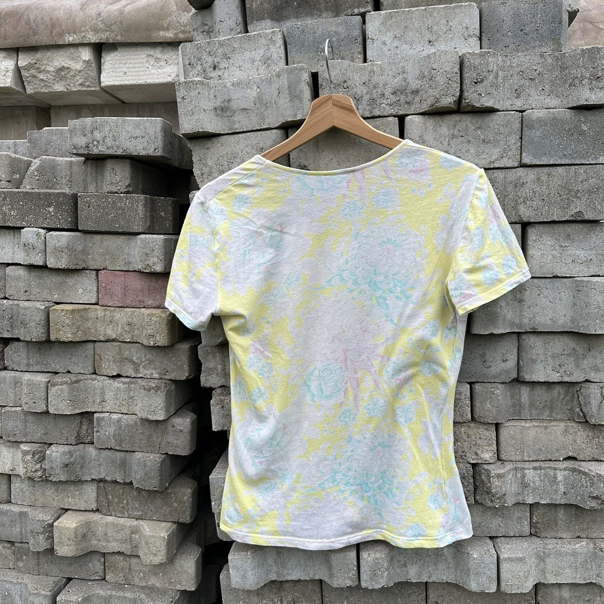 Kenzo Vintage Kenzo Flowers Flora Fauna T-Shirt Tee Designer Size S / US 4 / IT 40 - 9 Thumbnail
