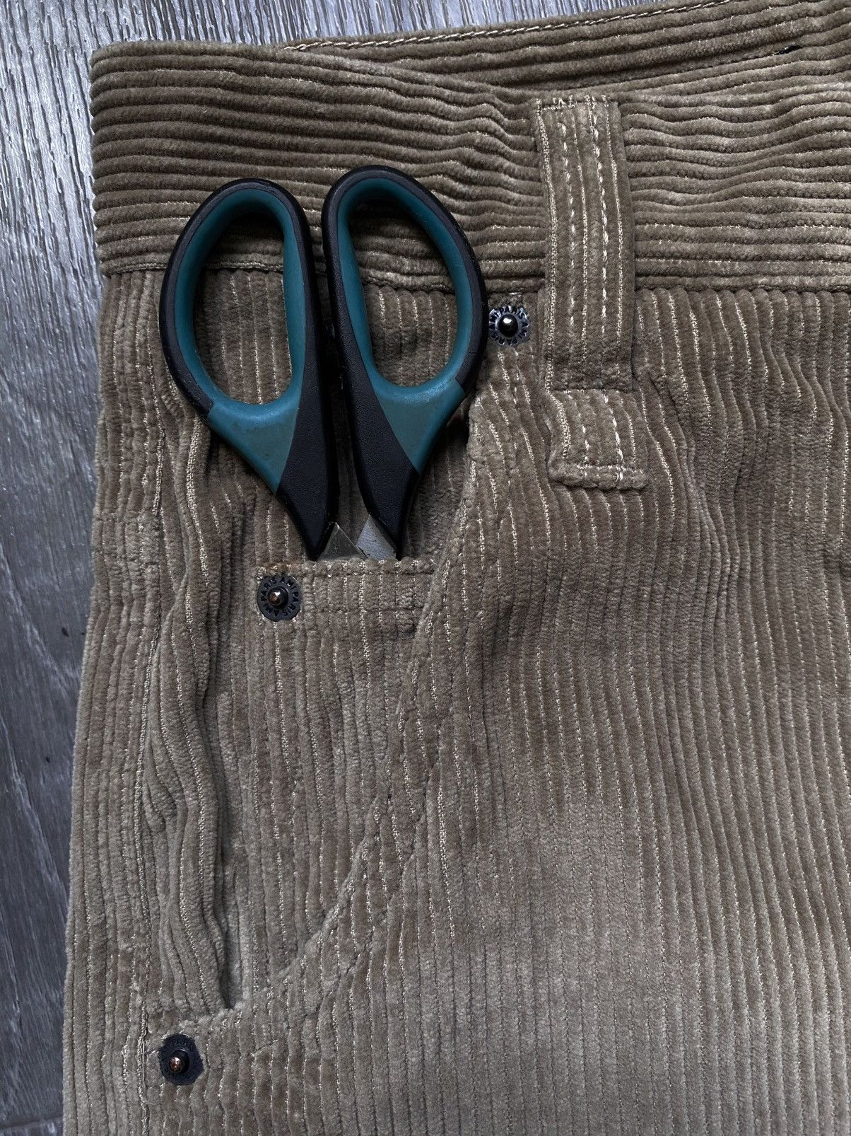 AMI AMI Paris Alexandre Mattiussi Velvet Corduroy Casual Trouser Size US 32 / EU 48 - 6 Thumbnail