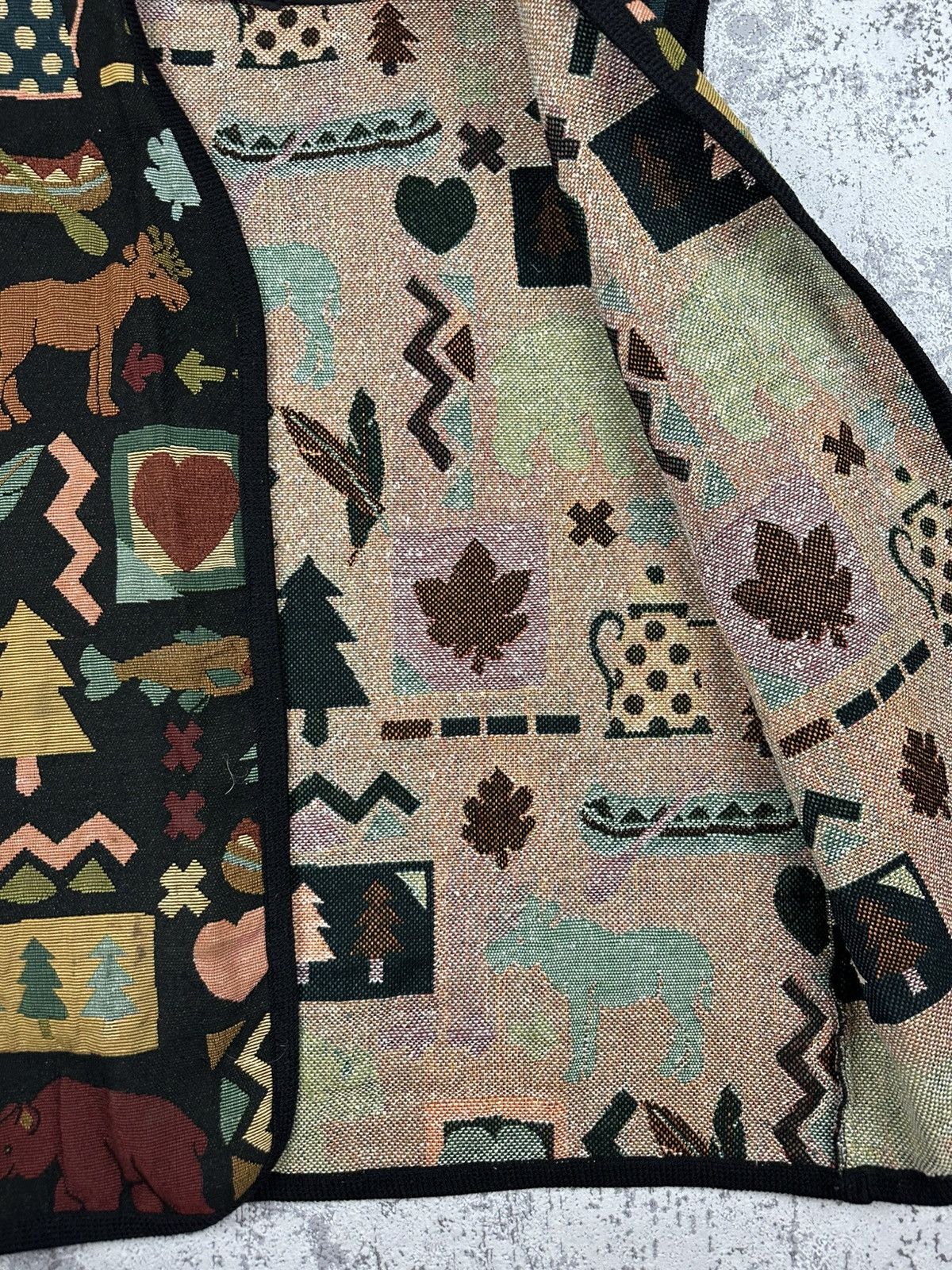 Vintage Vintage Tapestry Knit Cabin Vest Naturecore Size L / US 10 / IT 46 - 5 Thumbnail