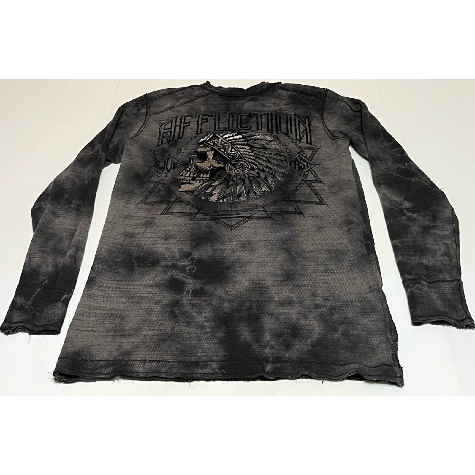 VINTAGE Affliction Shirt Mens L Black Thermal Long Sleeve Reversible Distressed Y2K Graphic Print Skull Grunge Emo Goth T-Shirt Crew Neck