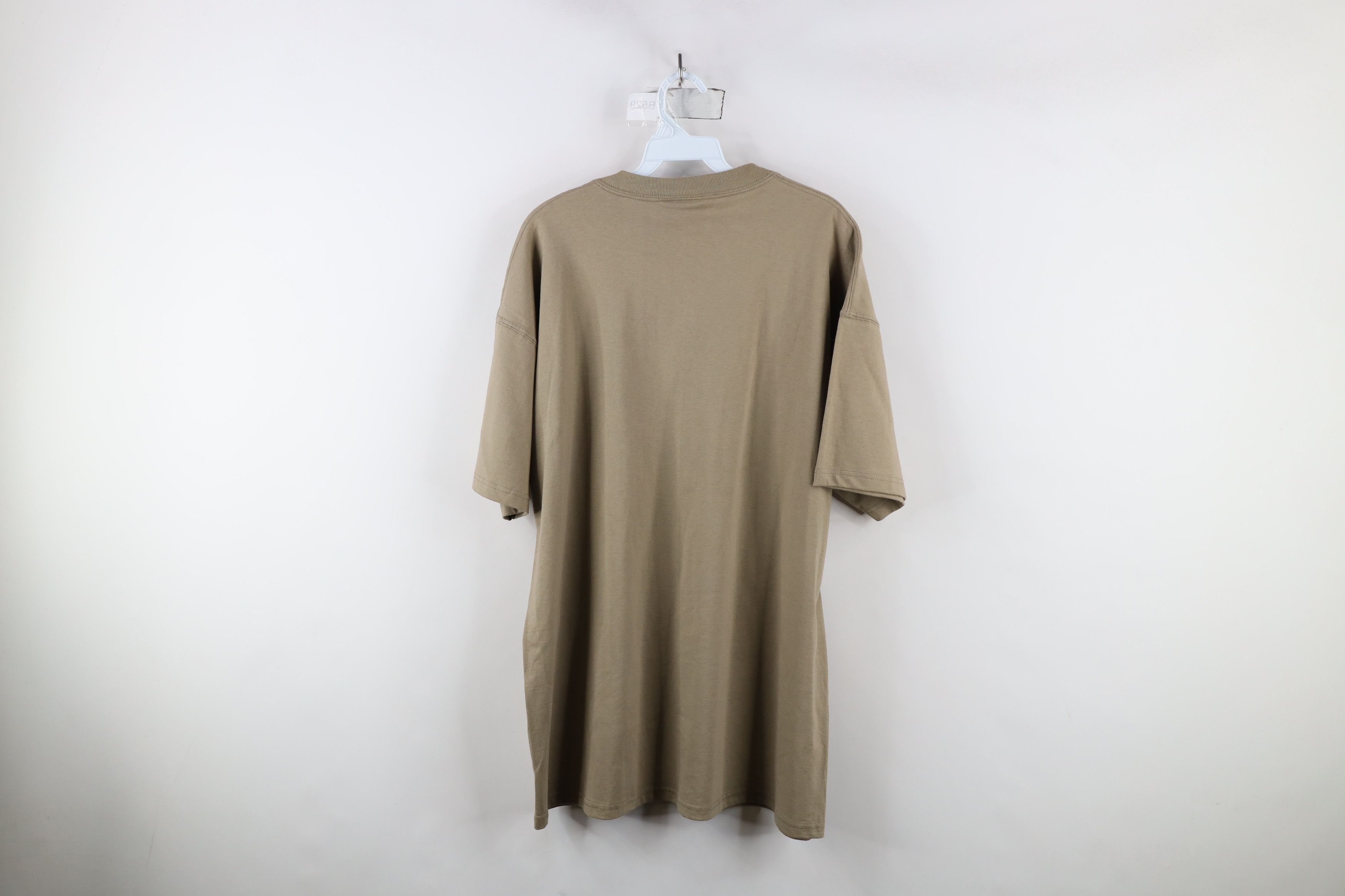 Russell Athletic × Vintage Vintage 90s Y2K Russell Athletic Blank Cotton T-Shirt Beige Size US L / EU 52-54 / 3 - 11 Thumbnail