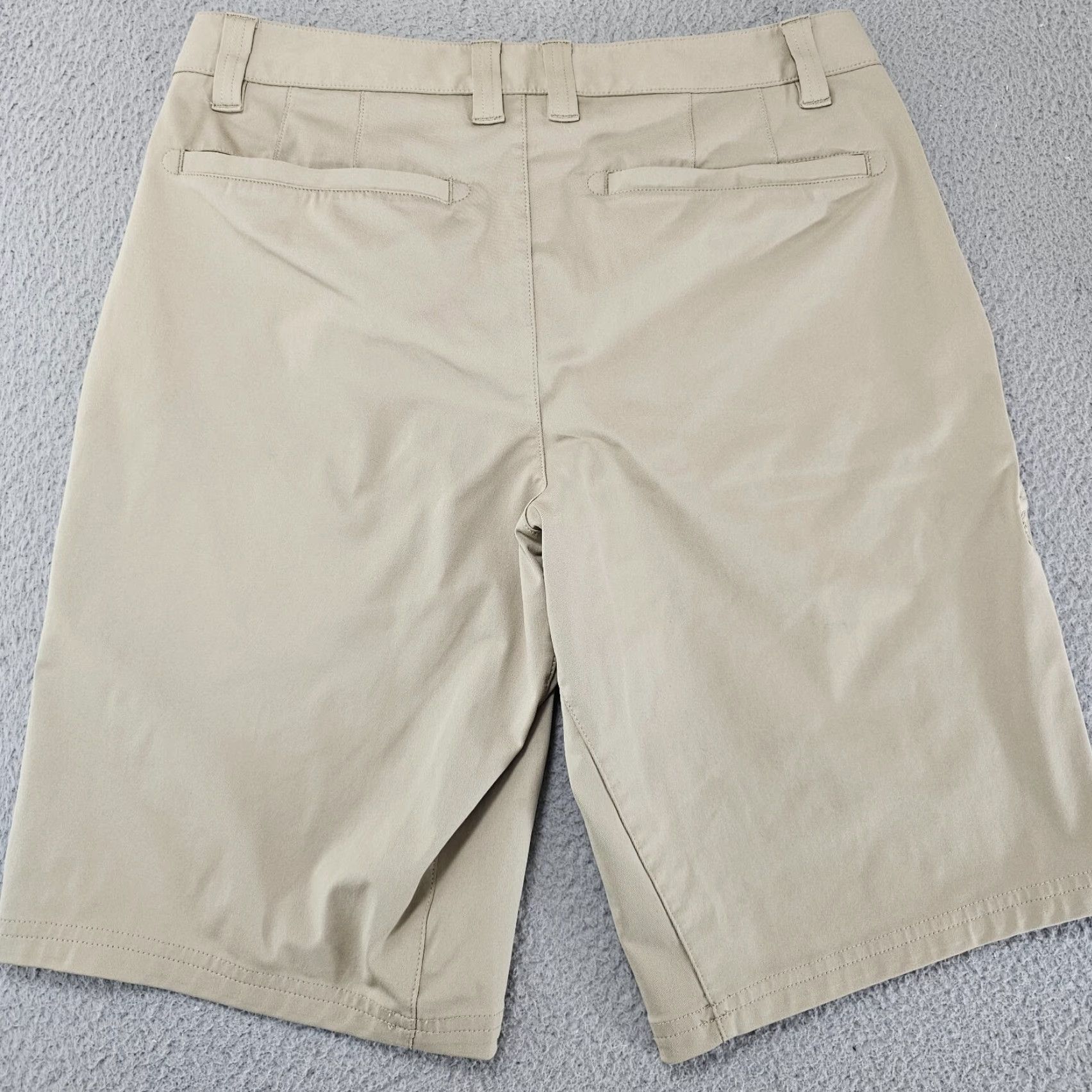 Rhone Rhone Mens Shorts Khaki Flat Front 30 Chino Casual Golf Outdoor Stretch 10" Size US 30 / EU 46 - 3 Thumbnail