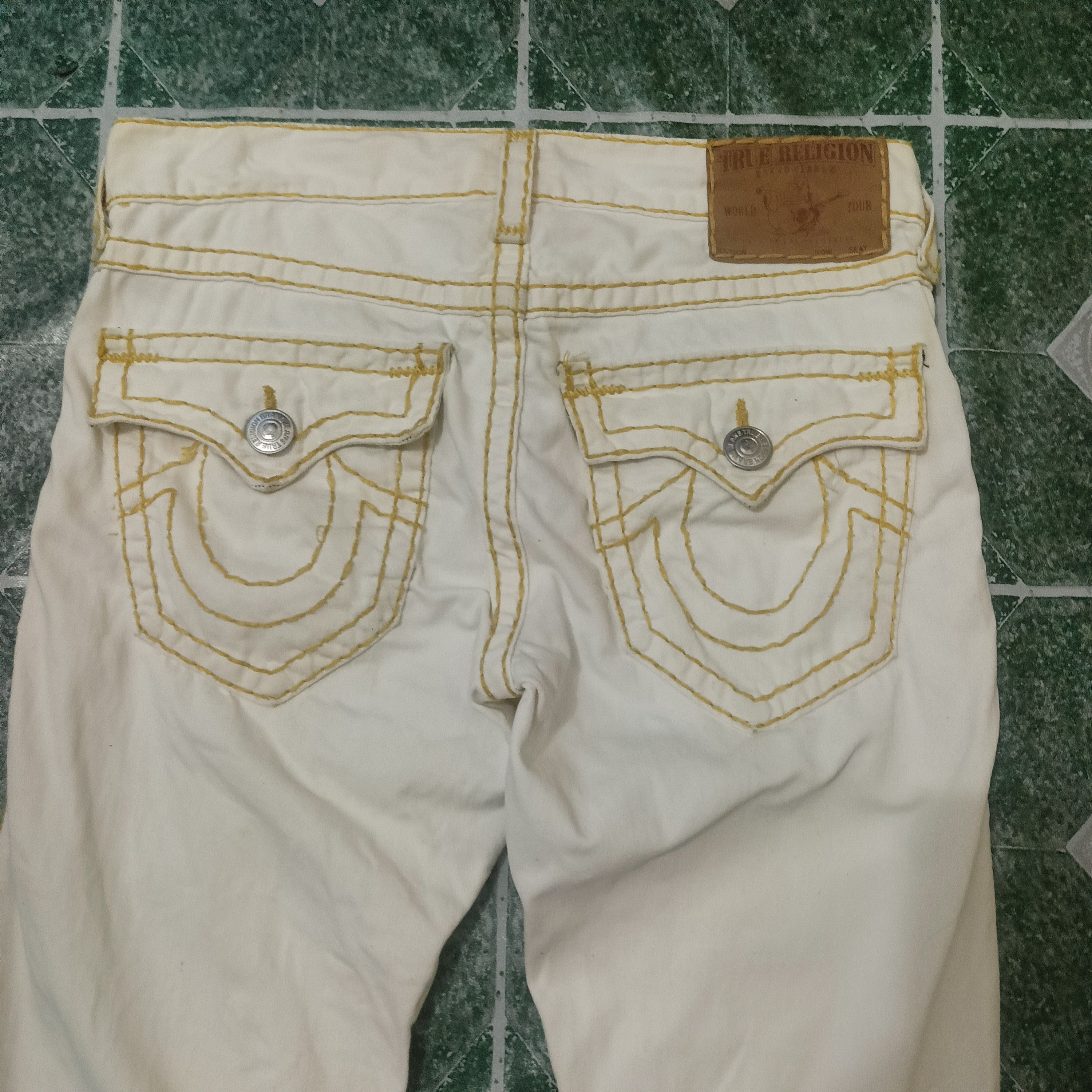 True Religion Rare!!! True Religion Row Seat Flared Yellow Gold Stitch Size US 32 / EU 48 - 16 Thumbnail