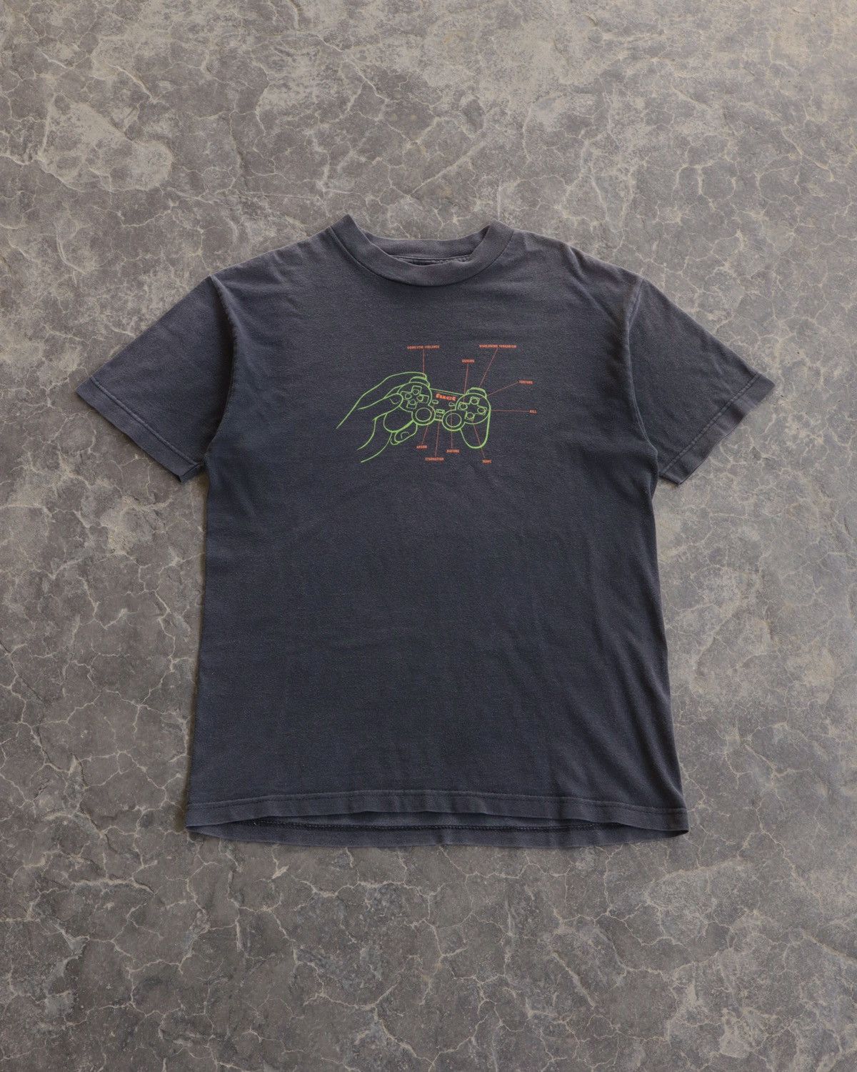 FUCT Vintage 90s FUCT Faded Game Controller Archive Skate Tee Size US M / EU 48-50 / 2 - 1 Thumbnail