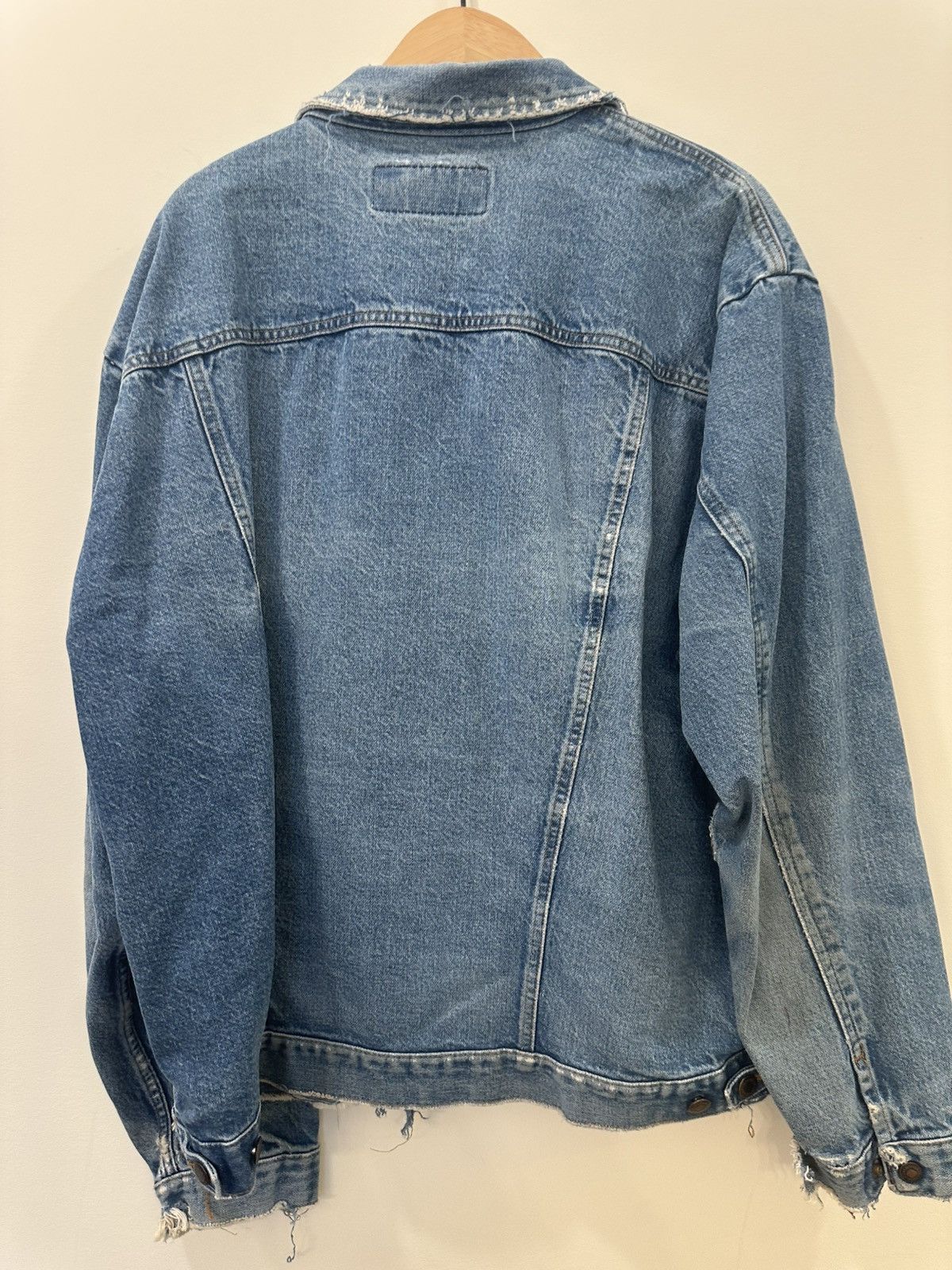 Wrangler Vintage Wrangler Thrashed Denim Jacket XXL Size US XXL / EU 58 / 5 - 8 Thumbnail