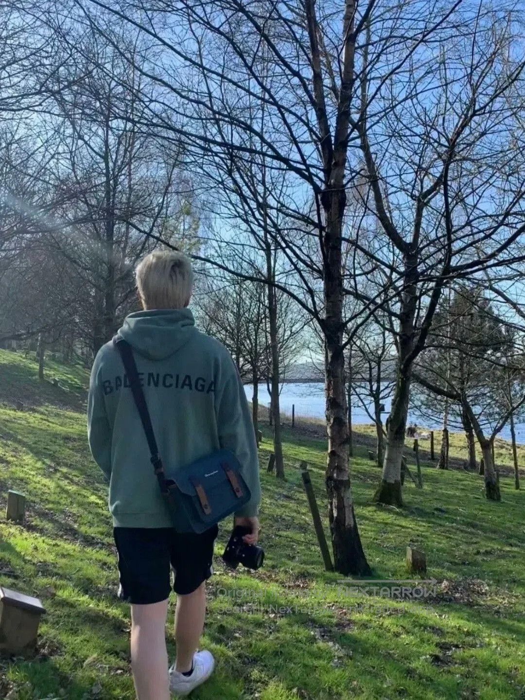 Balenciaga balenciaga fog blue hoodie in various sizes. Size US S / EU 44-46 / 1 - 4 Thumbnail