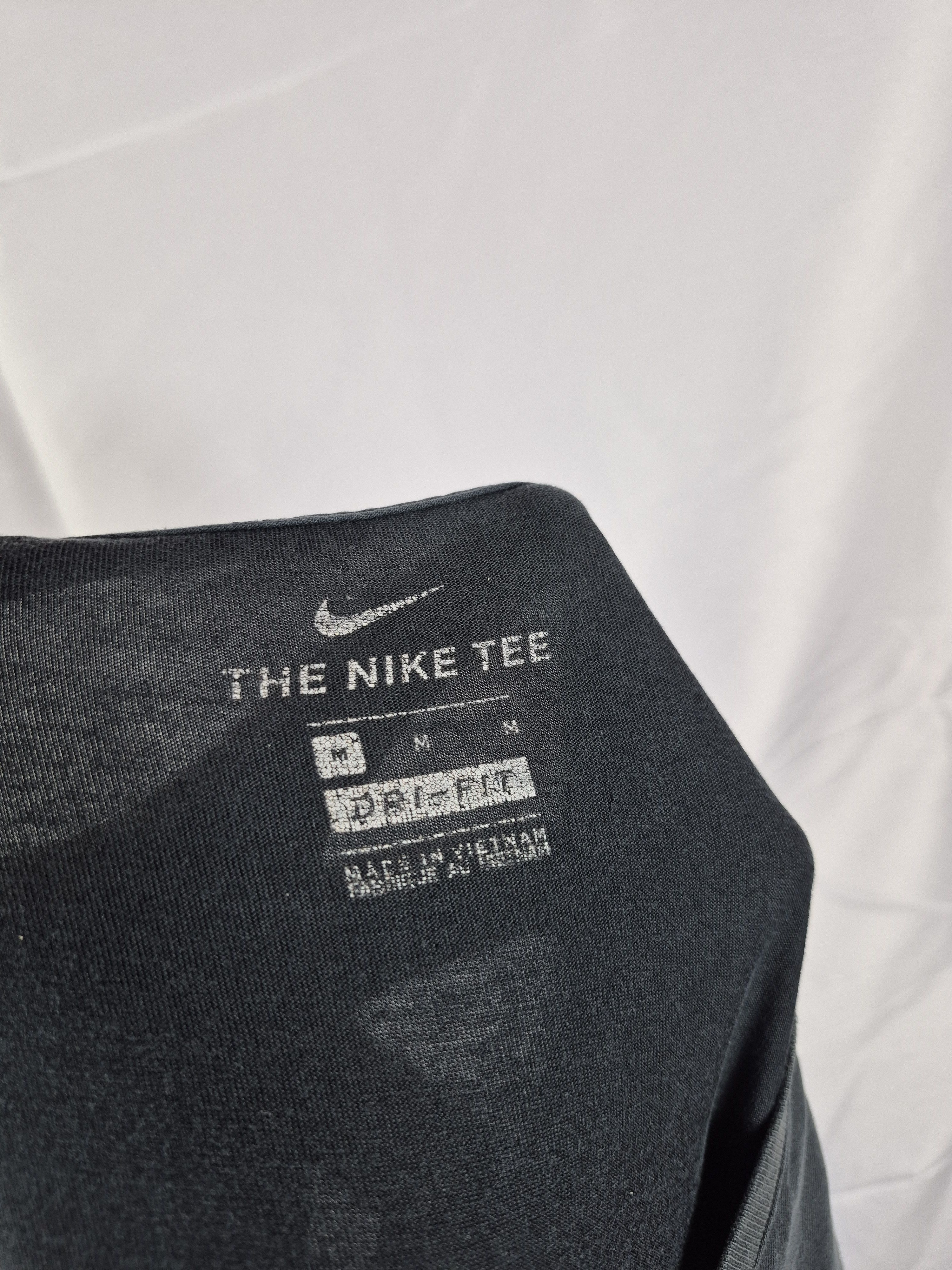 Nike ✅ Nike Big Swoosh Big Logo Tee Size US M / EU 48-50 / 2 - 5 Thumbnail
