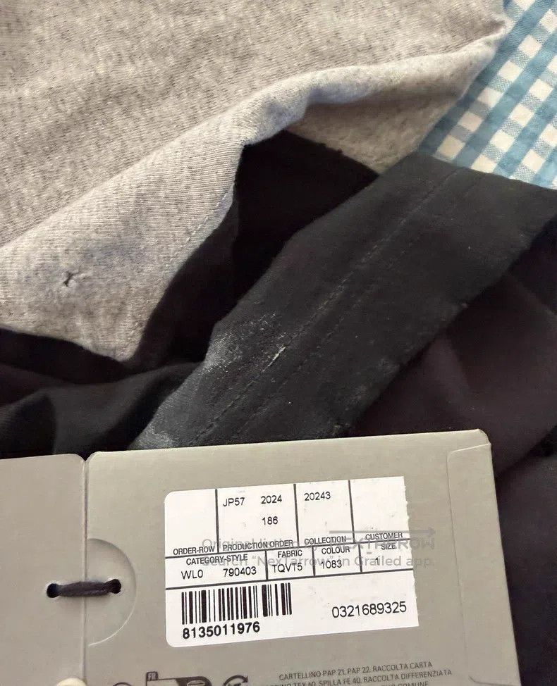 Balenciaga Balenciaga 3B Letter Sleeve Round Neck Sweatshirt Size US S / EU 44-46 / 1 - 5 Thumbnail