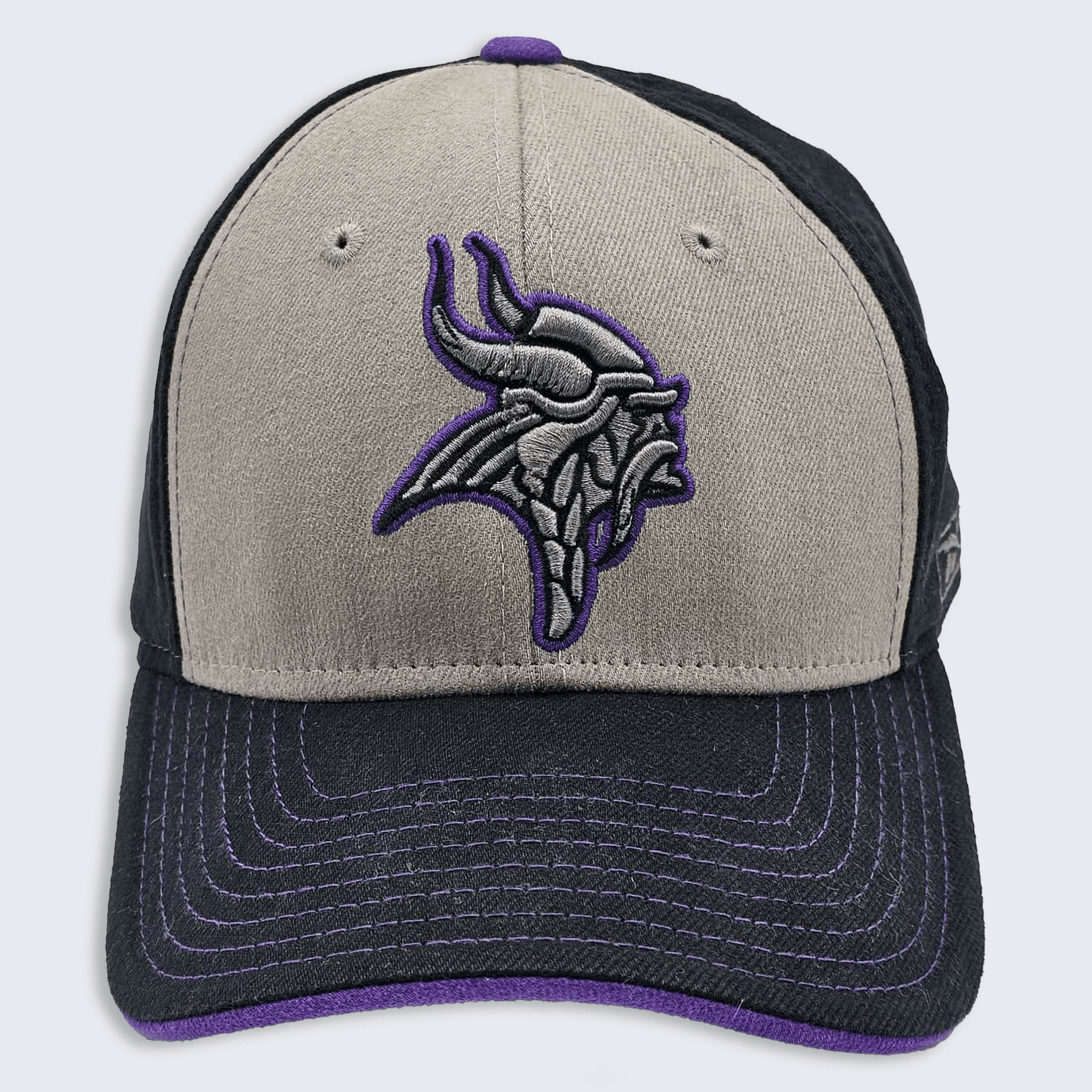 NFL Minnesota Vikings Vintage Y2K Reebok Stretch Hat Size ONE SIZE - 1 Thumbnail