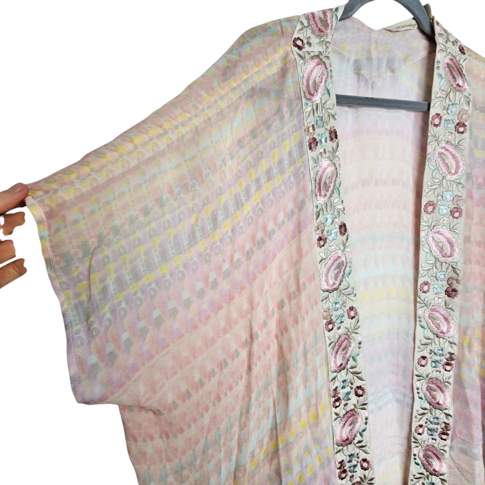 Soft Surroundings Soft Surroundings Floral Embroidered Kimono S/M Boho Cottage Size S / US 4 / IT 40 - 5 Thumbnail
