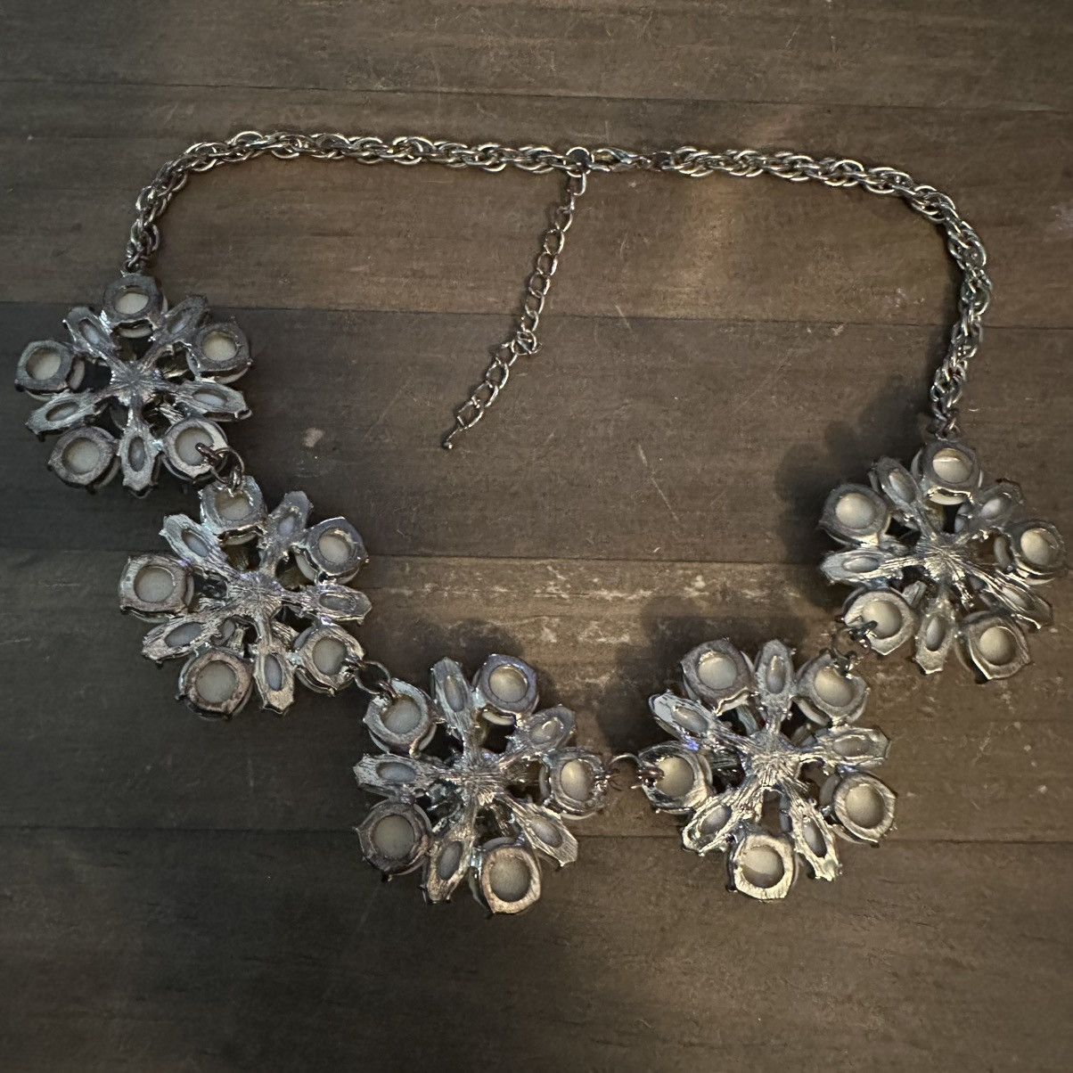 Banana Republic Banana Republic yellow daisies statement necklace Size ONE SIZE - 4 Thumbnail