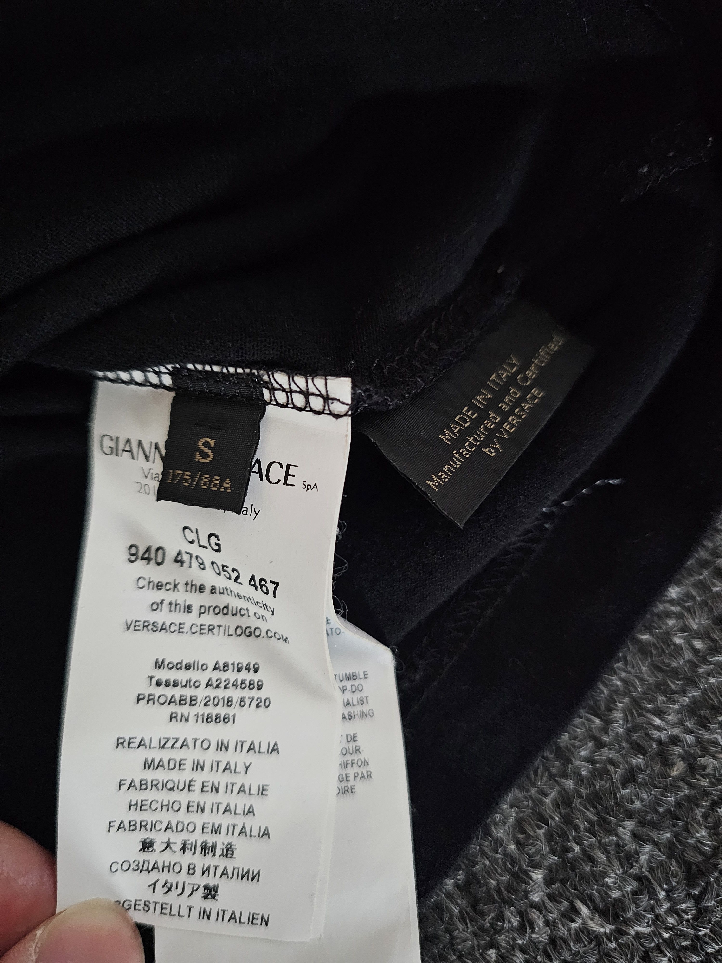 Versace Versace Unisex Diamond T-shirts Size S like new Size US S / EU 44-46 / 1 - 6 Thumbnail