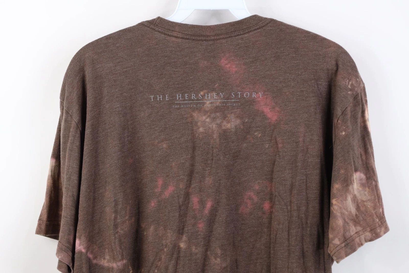 Vintage Vintage Y2K Acid Wash Hersheys Chocolate Bar T-Shirt Brown Size US L / EU 52-54 / 3 - 11 Thumbnail
