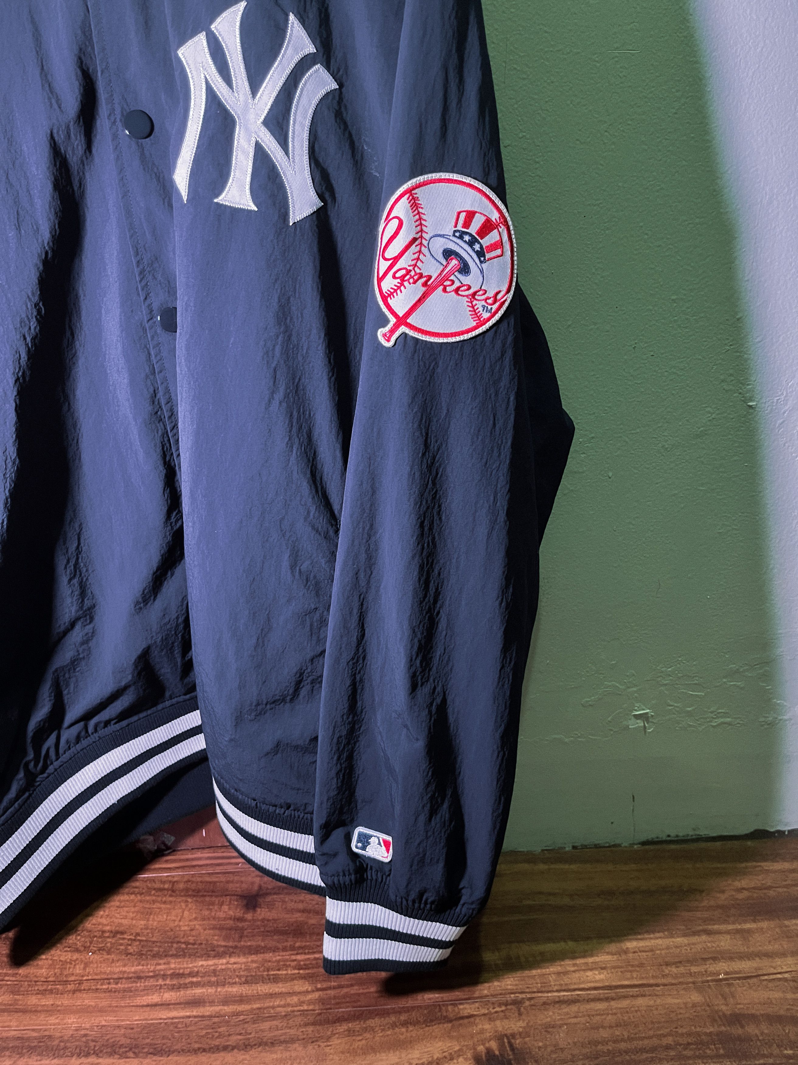 New York Yankees New York Yankees MLB Jacket — Fanatics Merchandise (NEW) Size US L / EU 52-54 / 3 - 2 Thumbnail