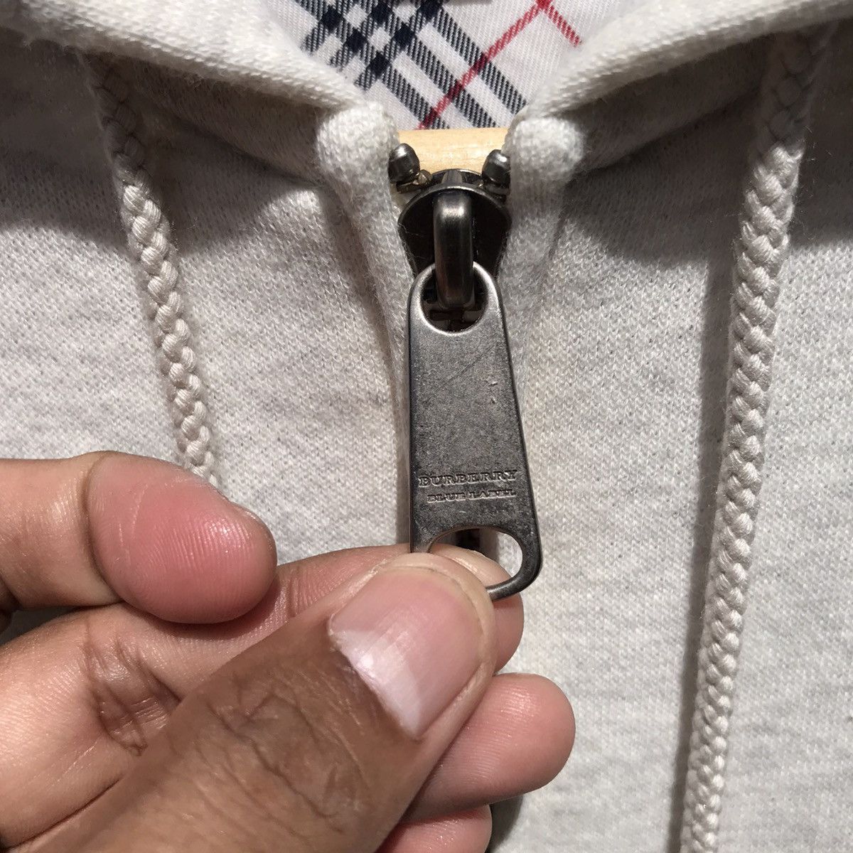 Burberry Burberry London Blue Label Hoodie Sweatshirt Burberry Luxury Size S / US 4 / IT 40 - 6 Thumbnail