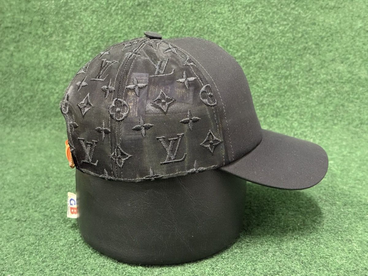 Louis Vuitton Louis Vuitton Monogram Mesh Leather Strapback Hat Size ONE SIZE - 4 Thumbnail