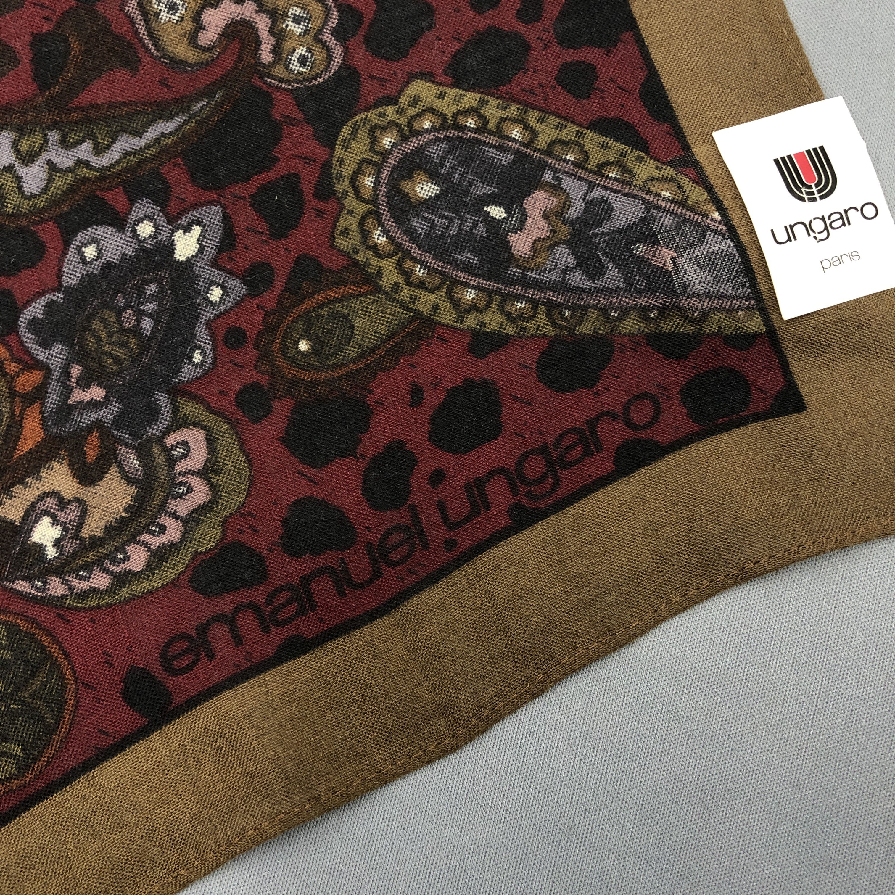 Emanuel Ungaro NWT Vintage Ungaro SILK Scarf Twill Stole Wraps Scarves Size ONE SIZE - 14 Thumbnail
