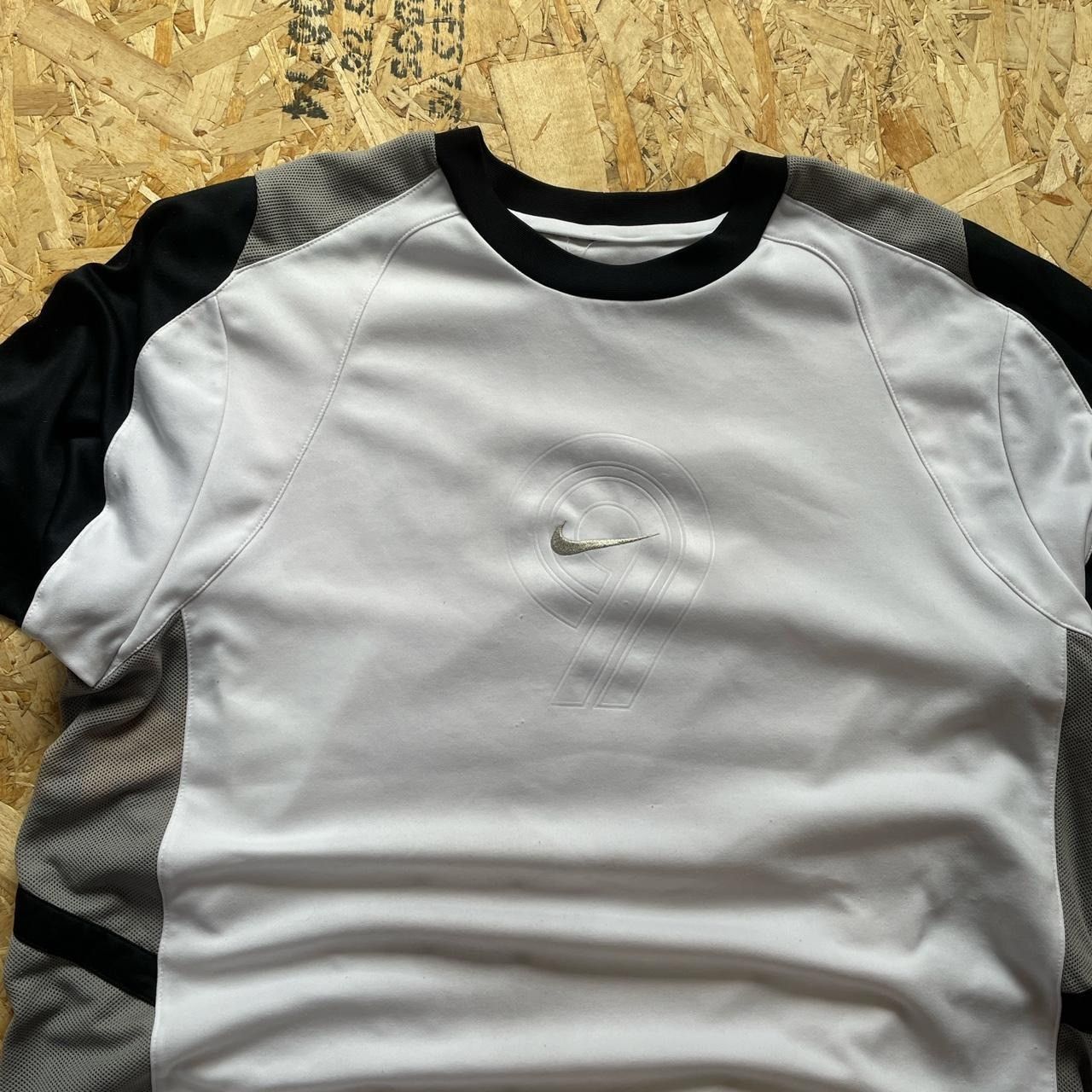 Nike × Vintage Vintage Early 2000s R9 Nike Shirt Size US L / EU 52-54 / 3 - 2 Thumbnail