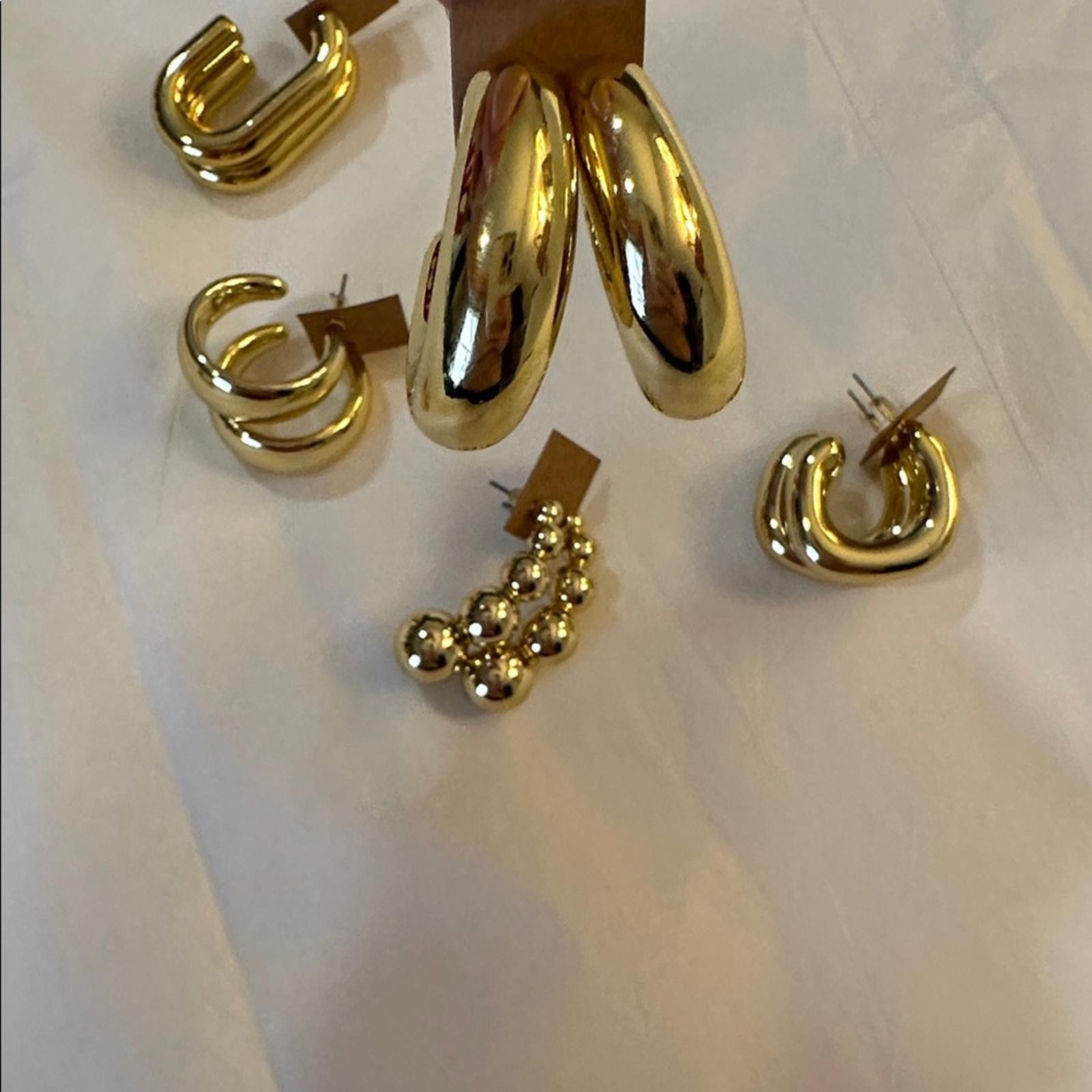 Other Chic Gold-Tone Textured Fashion Hoop Earrings Set of 6 Size ONE SIZE - 5 Thumbnail