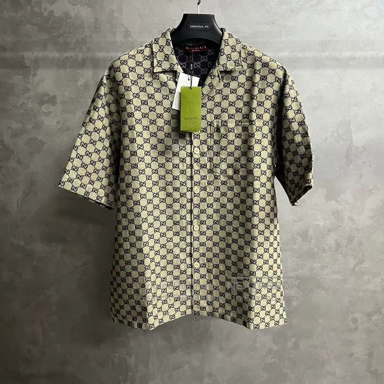 Gucci Gucci Beige Logo Pattern Single-breasted Short-Sleeved Shi Size US S / EU 44-46 / 1 - 1 Thumbnail