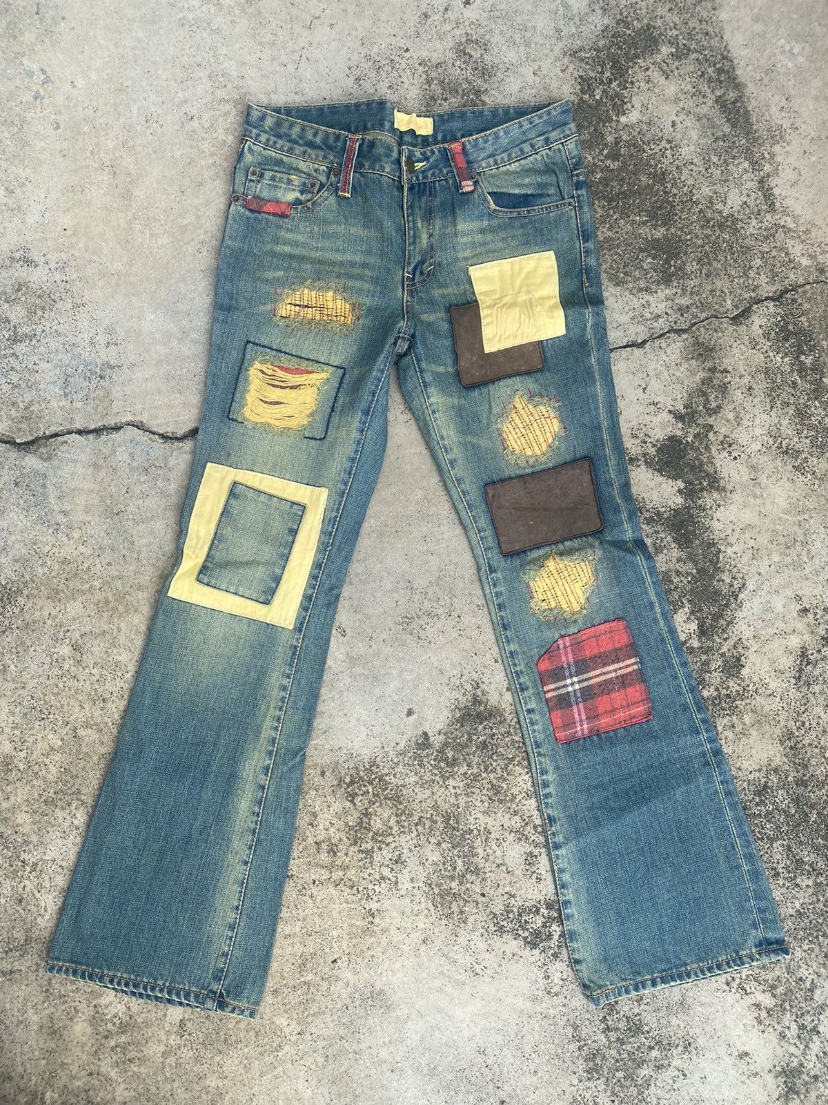 If Six Was Nine × Japanese Brand Flare Jeans Bonds & Peace Patchwork Fade Bootcut Size US 31 - 3 Thumbnail