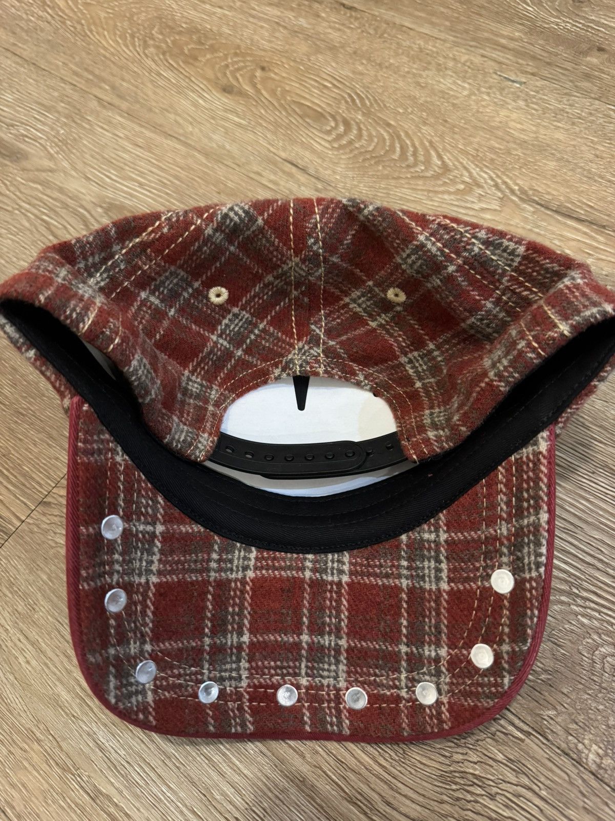EC Melodi Red Plaid Star Studded Hat